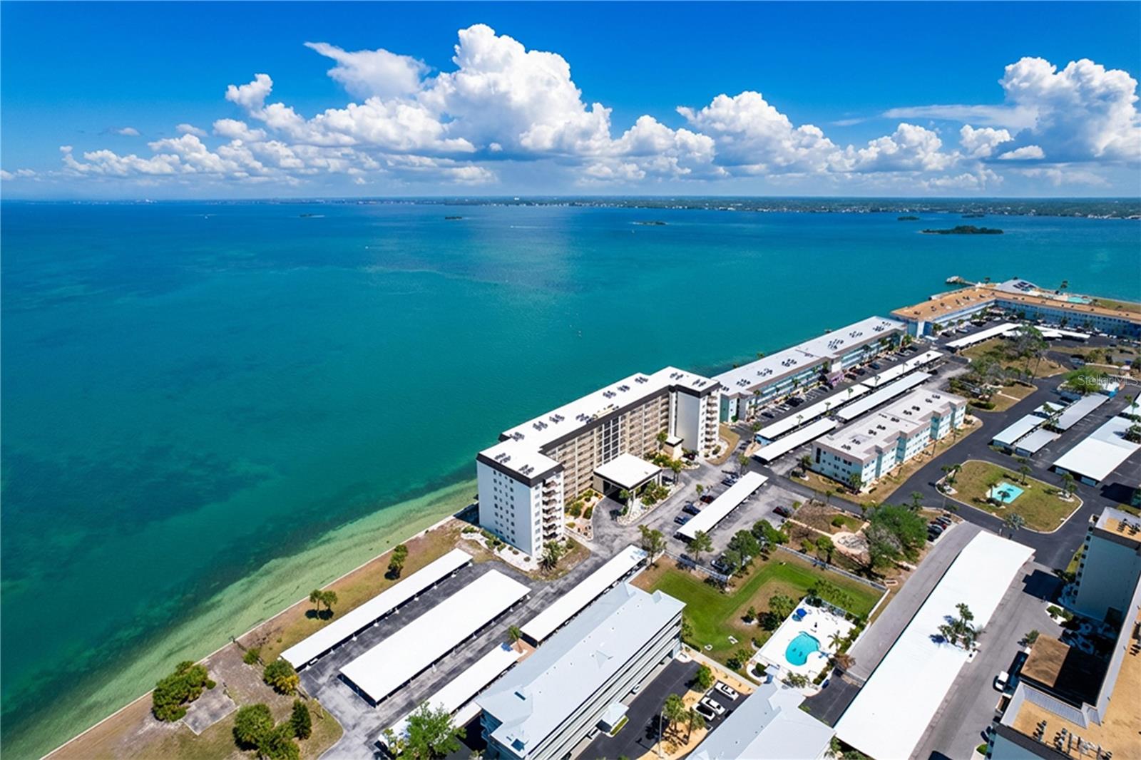 7 ISLAND PARK PL #204, DUNEDIN, FL, 34698