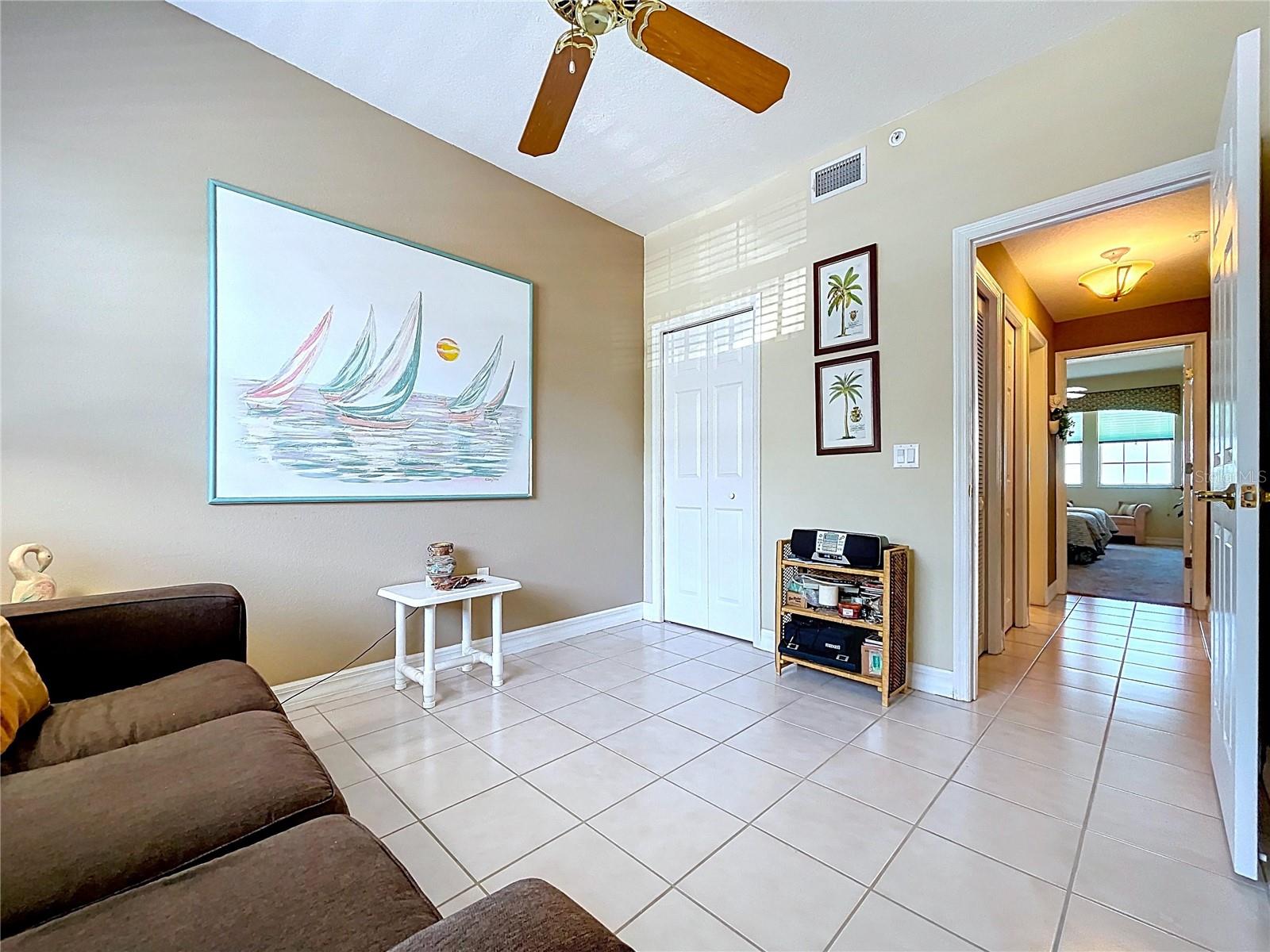 7 ISLAND PARK PL #204, DUNEDIN, FL, 34698