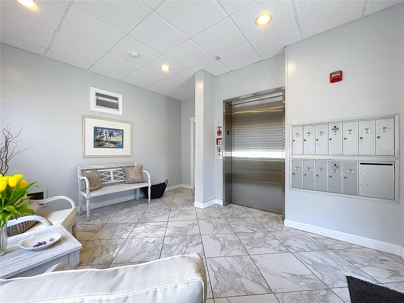 7 ISLAND PARK PL #204, DUNEDIN, FL, 34698