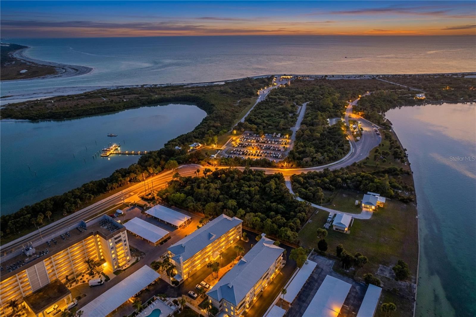 7 ISLAND PARK PL #204, DUNEDIN, FL, 34698