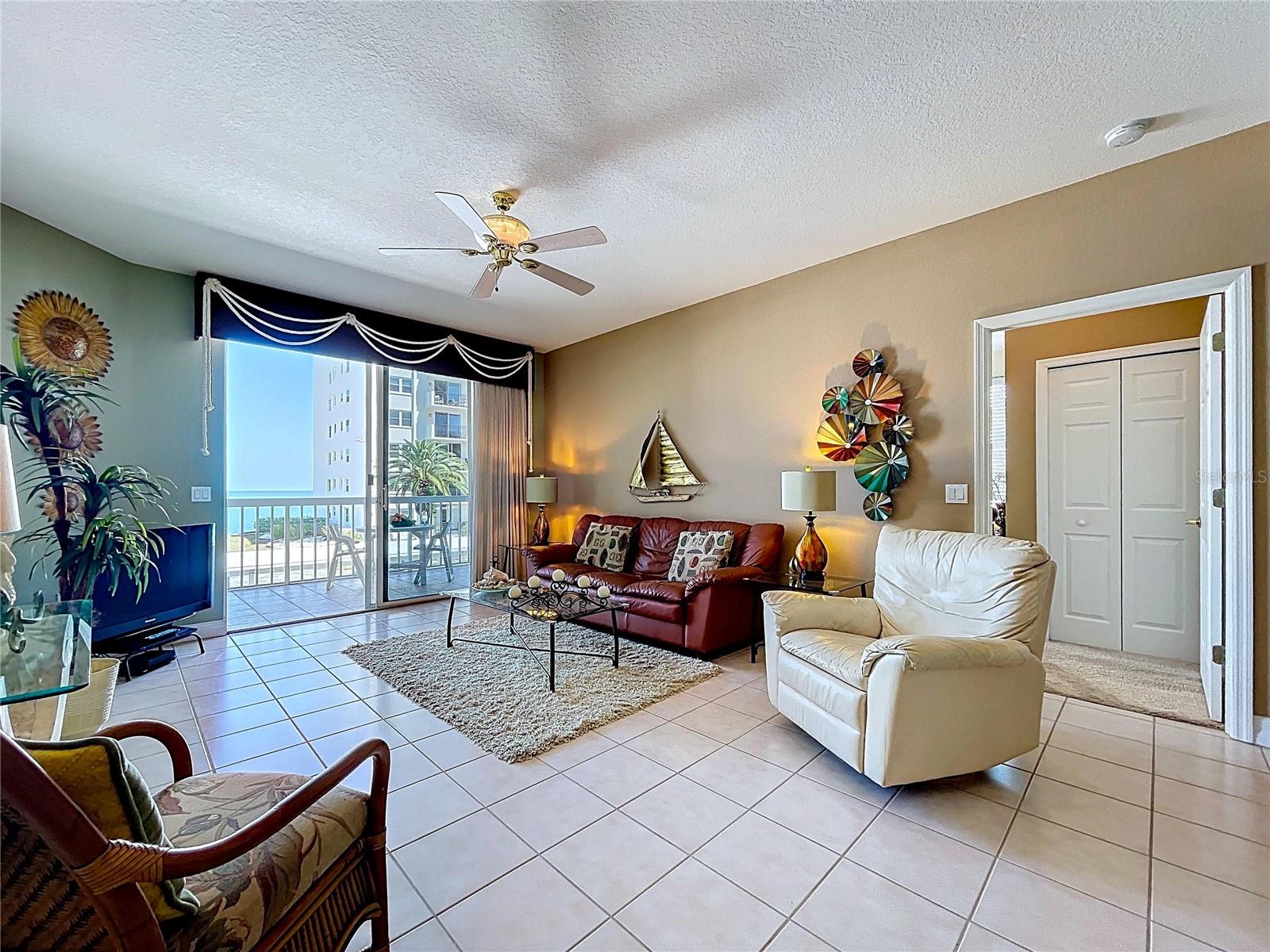 7 ISLAND PARK PL #204, DUNEDIN, FL, 34698