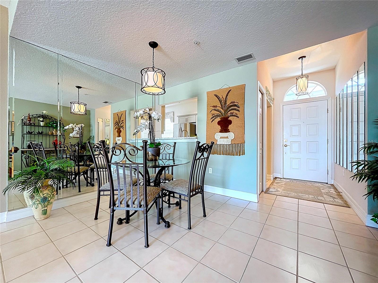 7 ISLAND PARK PL #204, DUNEDIN, FL, 34698