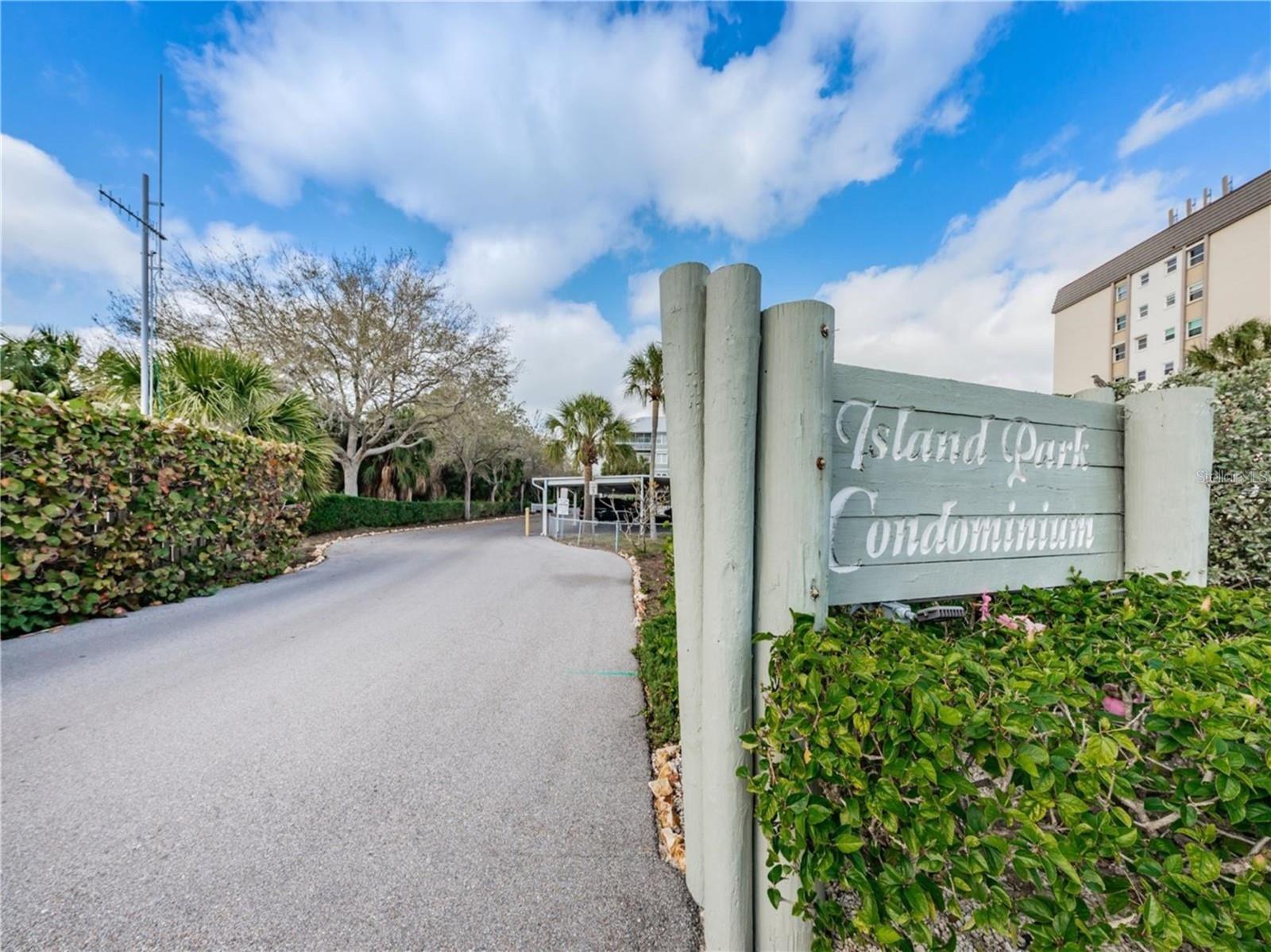 7 ISLAND PARK PL #204, DUNEDIN, FL, 34698