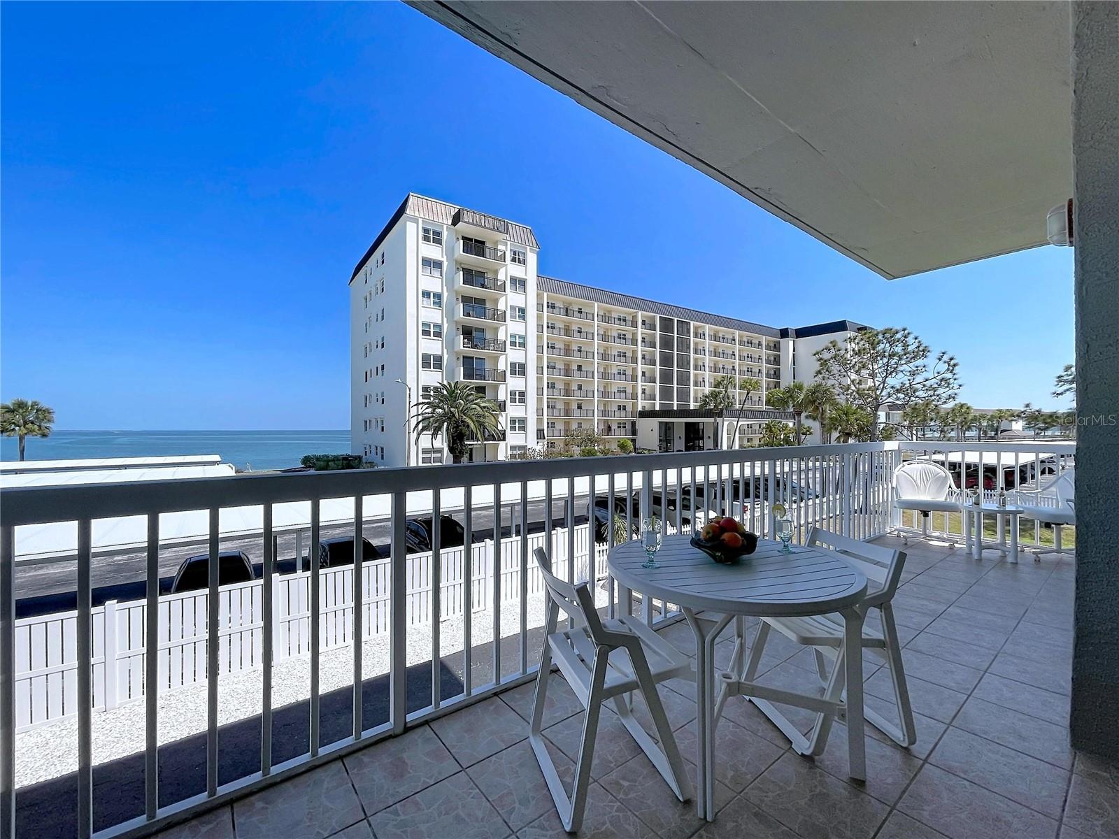 7 ISLAND PARK PL #204, DUNEDIN, FL, 34698