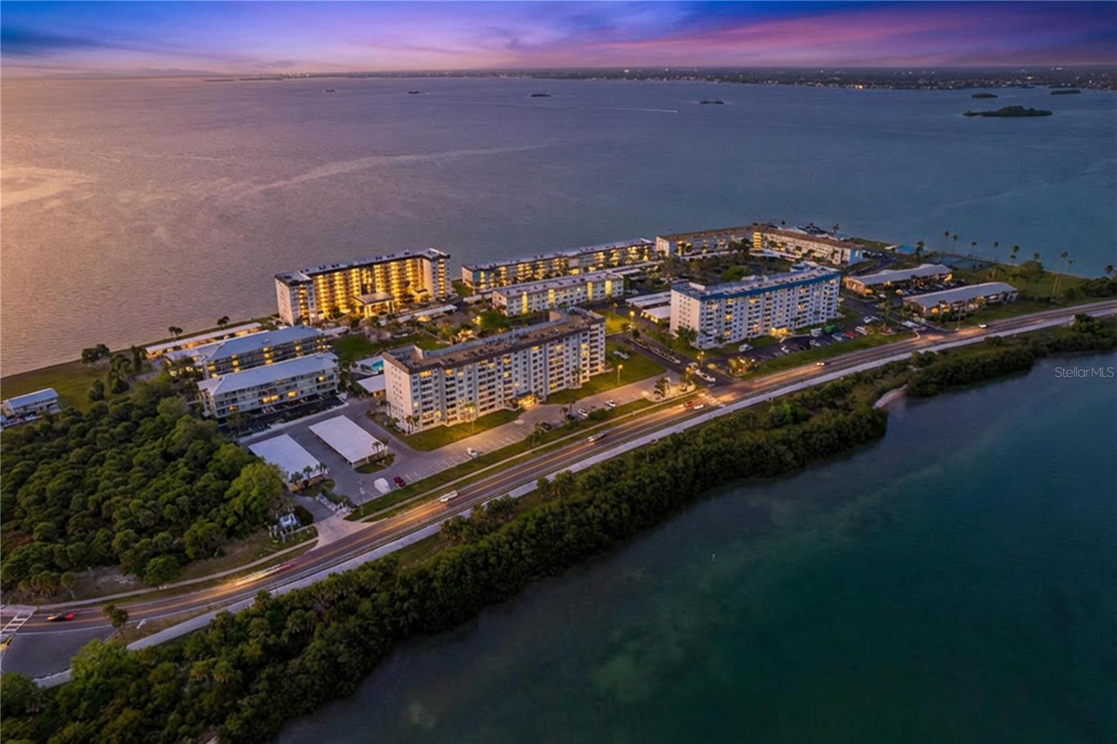 7 ISLAND PARK PL #204, DUNEDIN, FL, 34698
