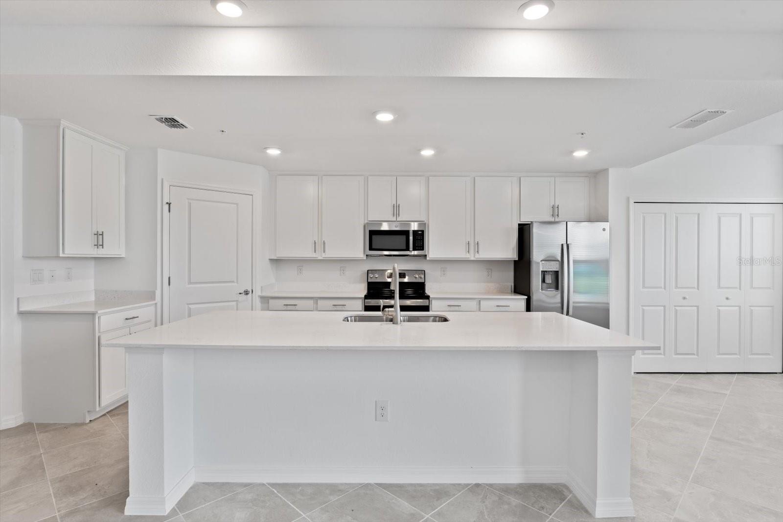 12440 WELLEN GOLF ST #104, VENICE, FL, 34293