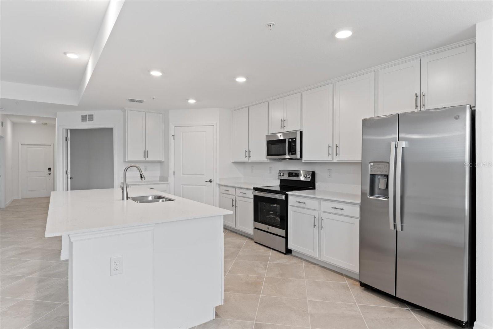 12440 WELLEN GOLF ST #104, VENICE, FL, 34293