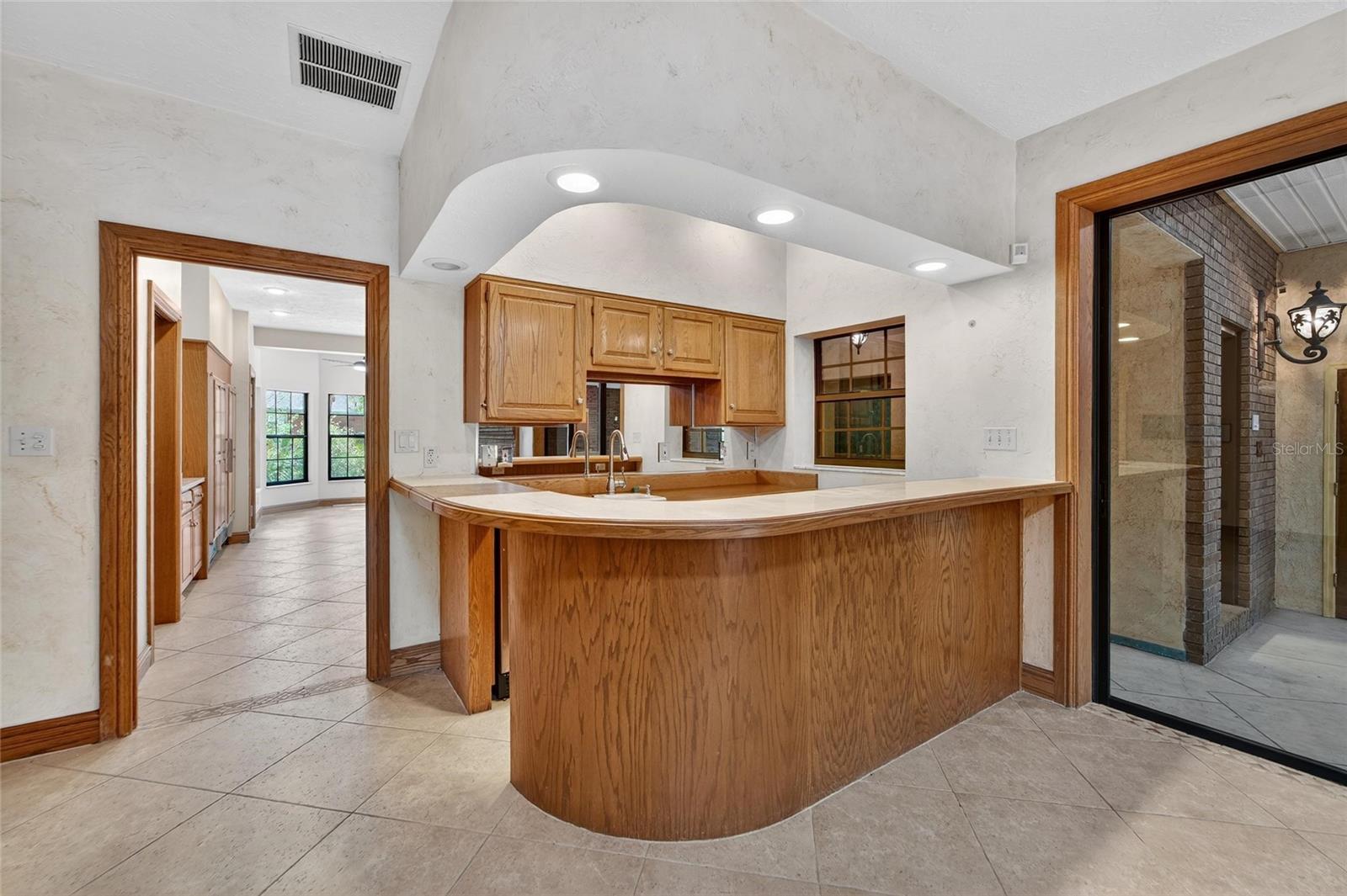 902 RIVER RAPIDS AVE, BRANDON, FL, 33511