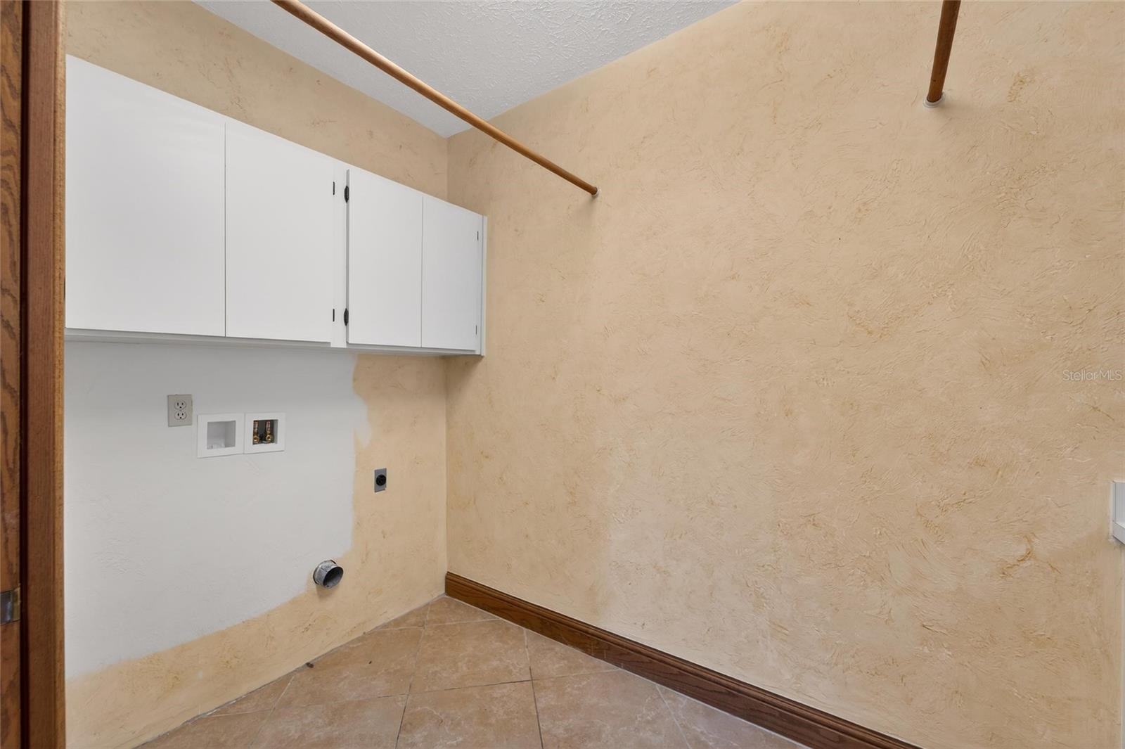 902 RIVER RAPIDS AVE, BRANDON, FL, 33511