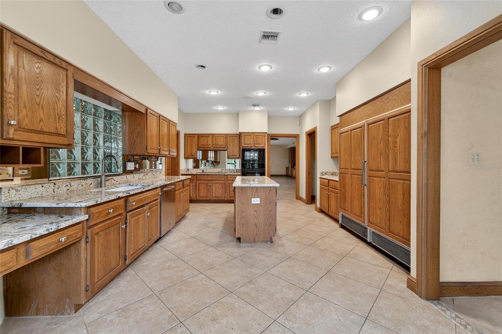 902 RIVER RAPIDS AVE, BRANDON, FL, 33511