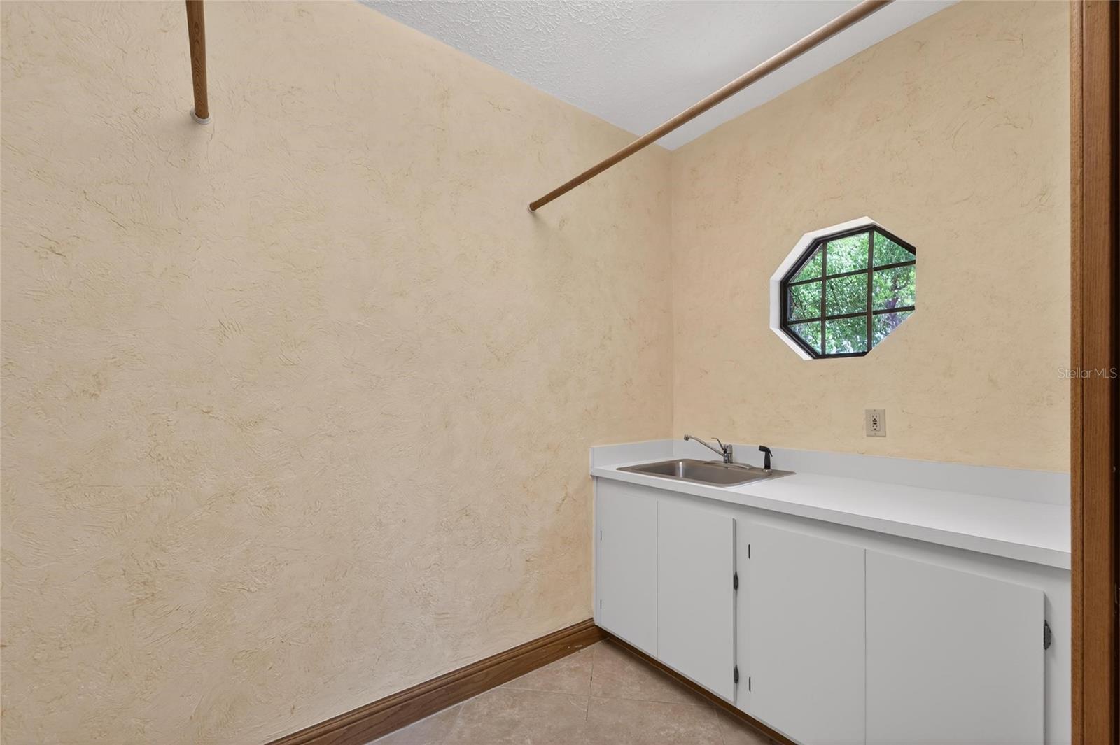 902 RIVER RAPIDS AVE, BRANDON, FL, 33511