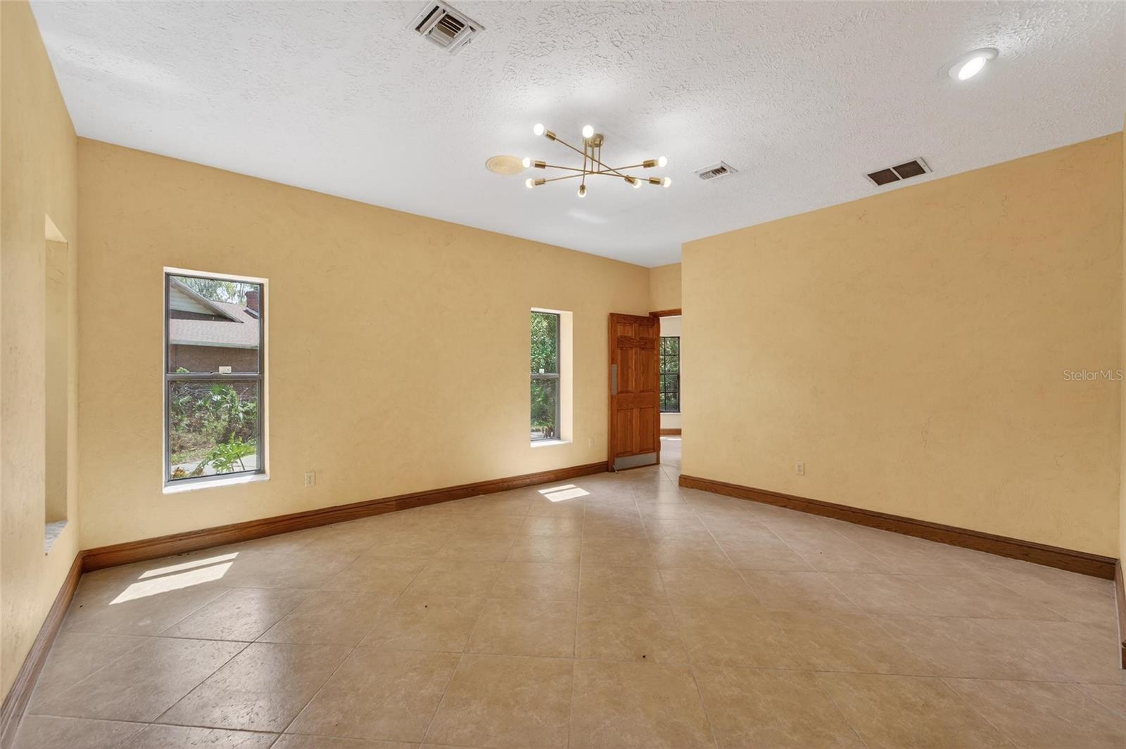 902 RIVER RAPIDS AVE, BRANDON, FL, 33511