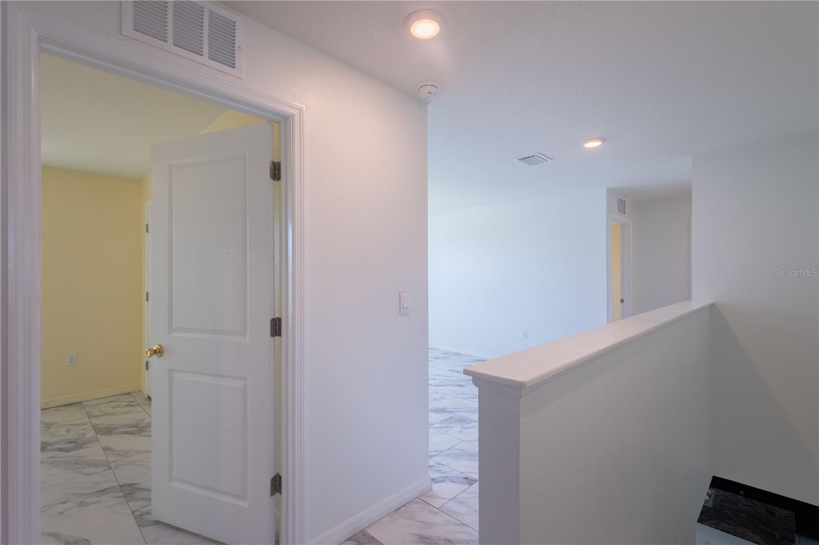 5455 LOGAN CAVE AVE, WIMAUMA, FL, 33598