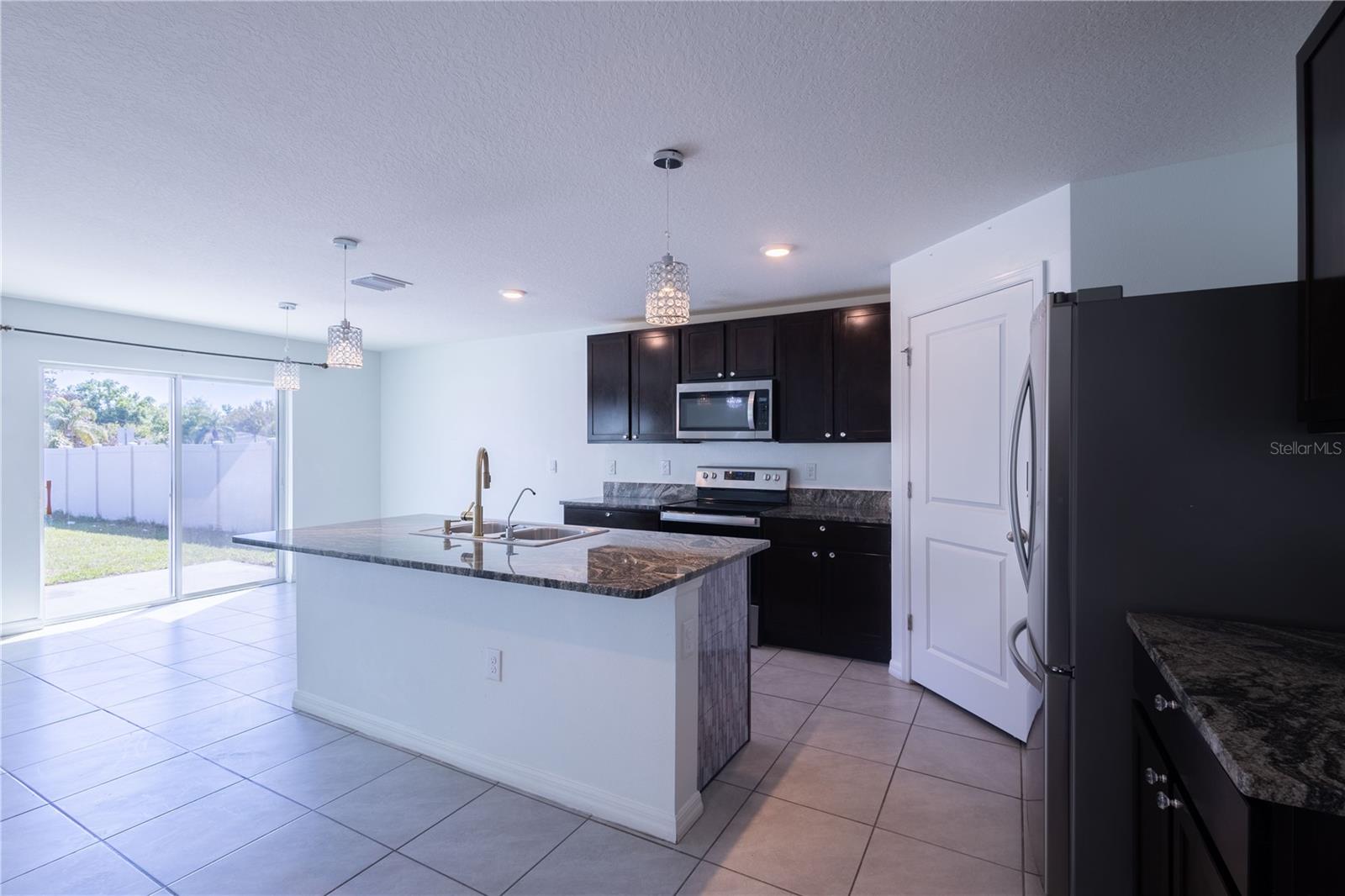 5455 LOGAN CAVE AVE, WIMAUMA, FL, 33598