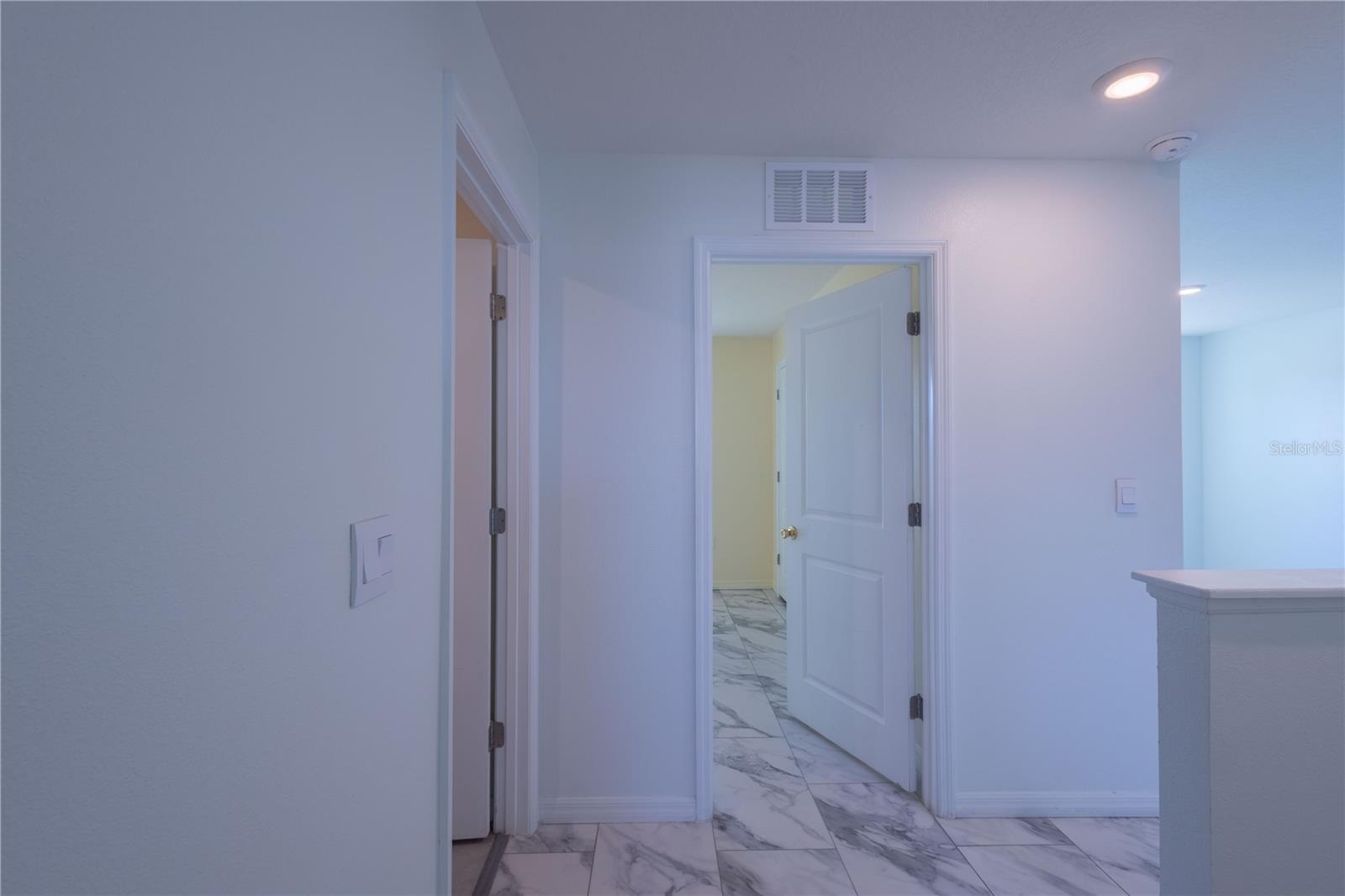 5455 LOGAN CAVE AVE, WIMAUMA, FL, 33598