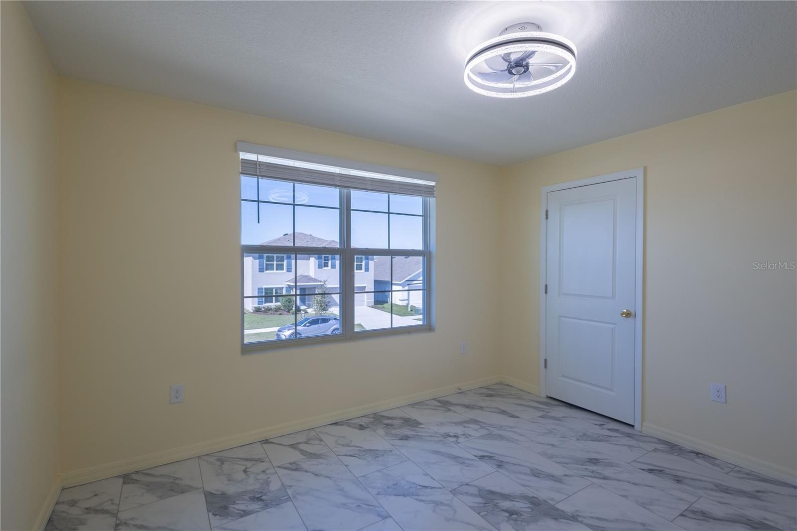 5455 LOGAN CAVE AVE, WIMAUMA, FL, 33598