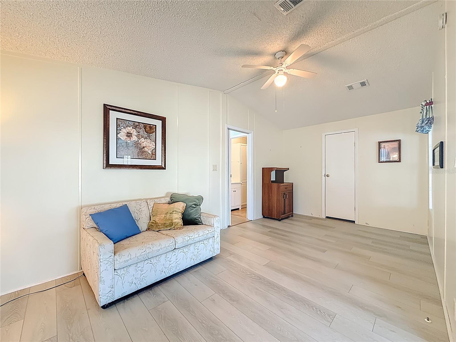 980 7TH ST NW #43, LARGO, FL, 33770