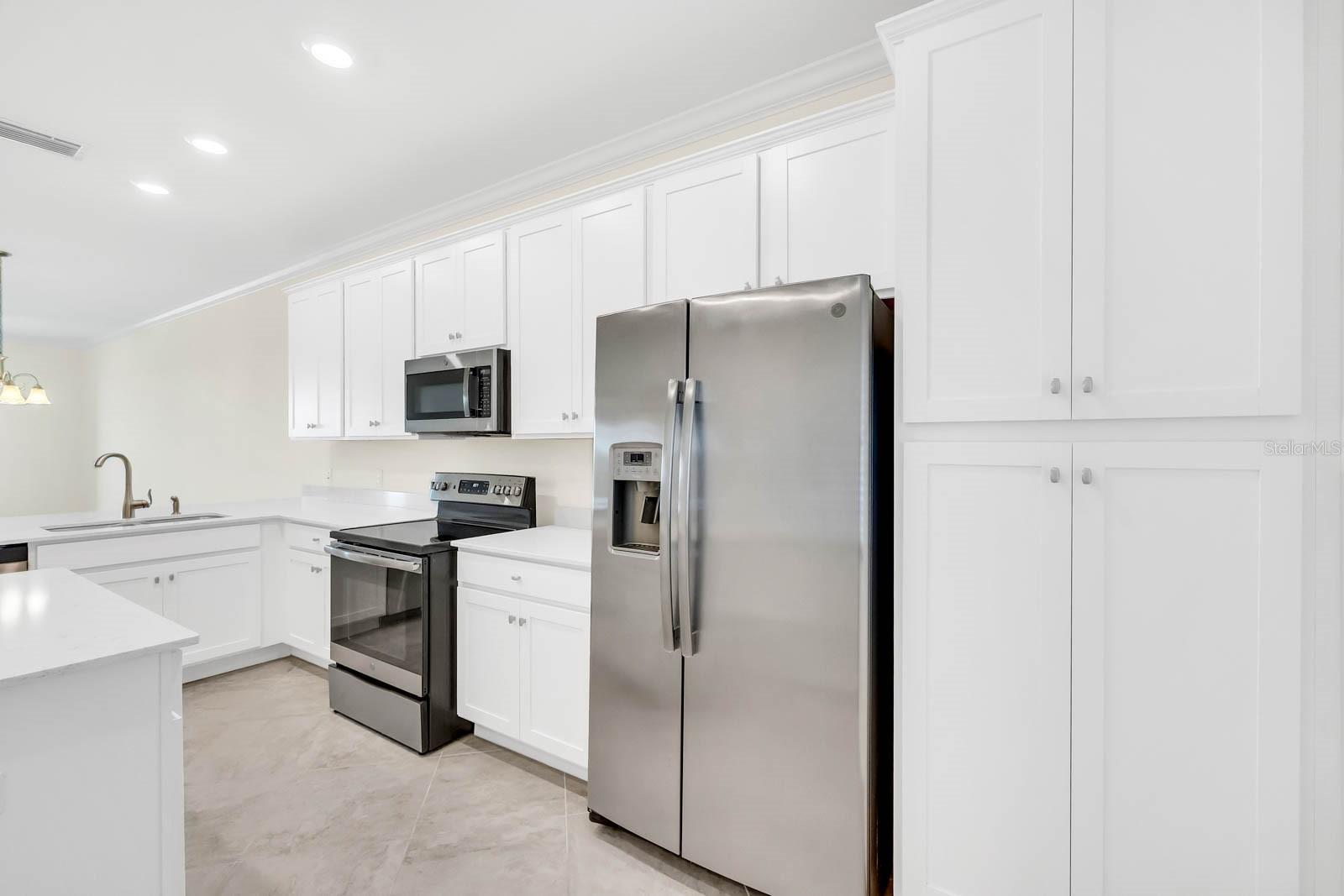 17510 GAWTHROP DR #404, LAKEWOOD RANCH, FL, 34211