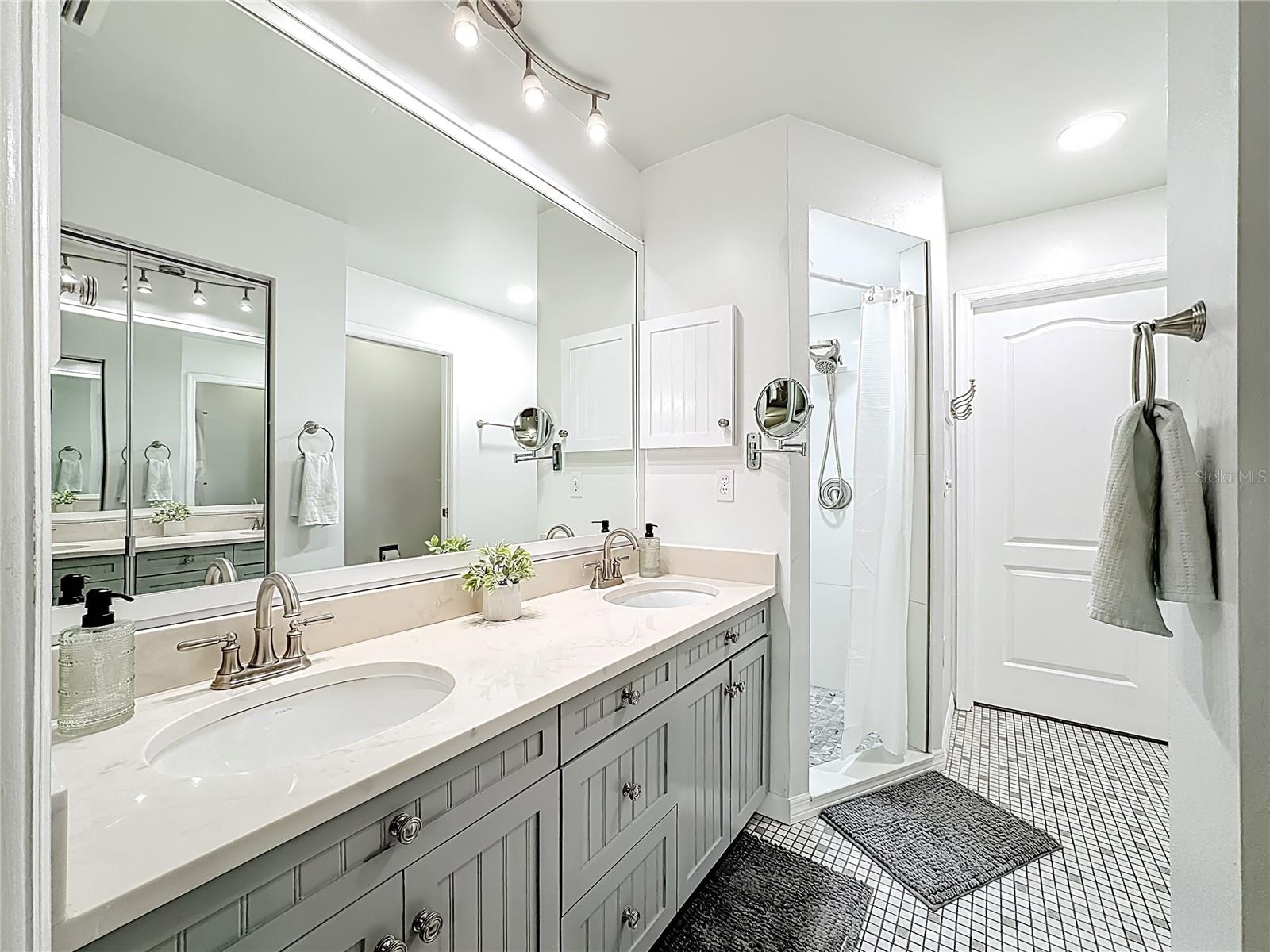 916 87TH ST NW, BRADENTON, FL, 34209