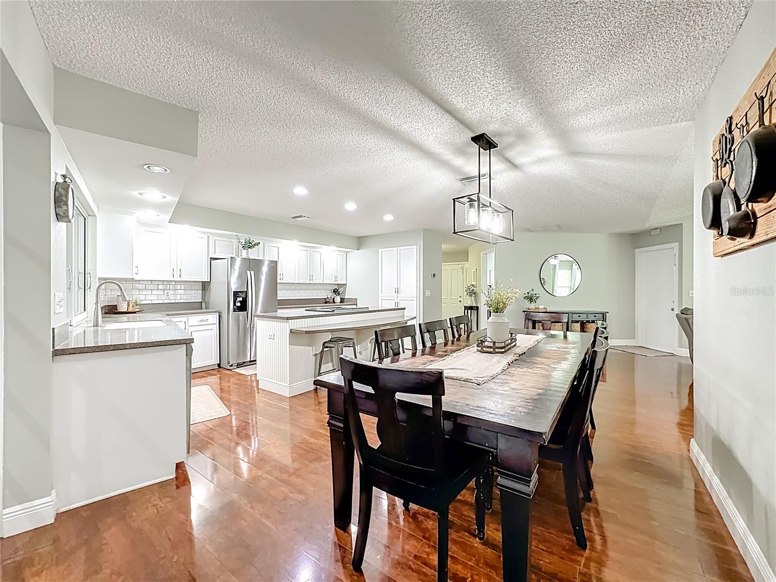 916 87TH ST NW, BRADENTON, FL, 34209