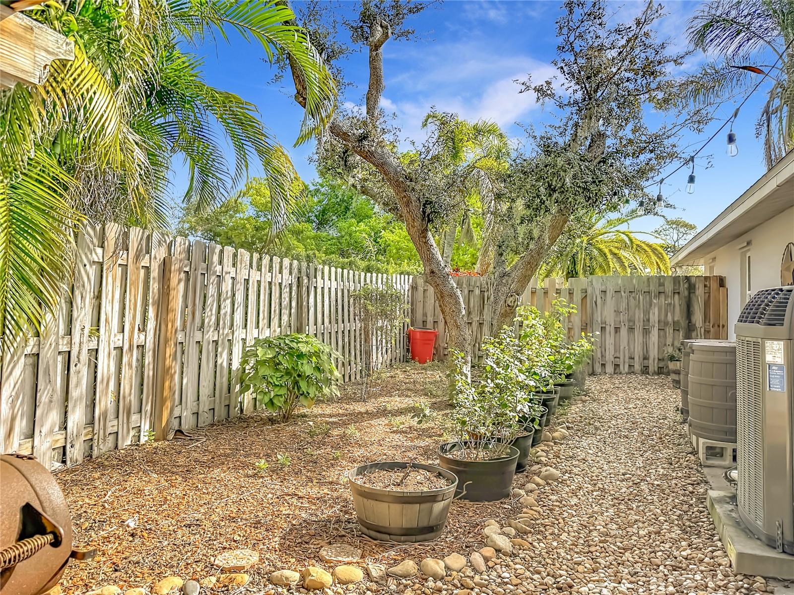 916 87TH ST NW, BRADENTON, FL, 34209