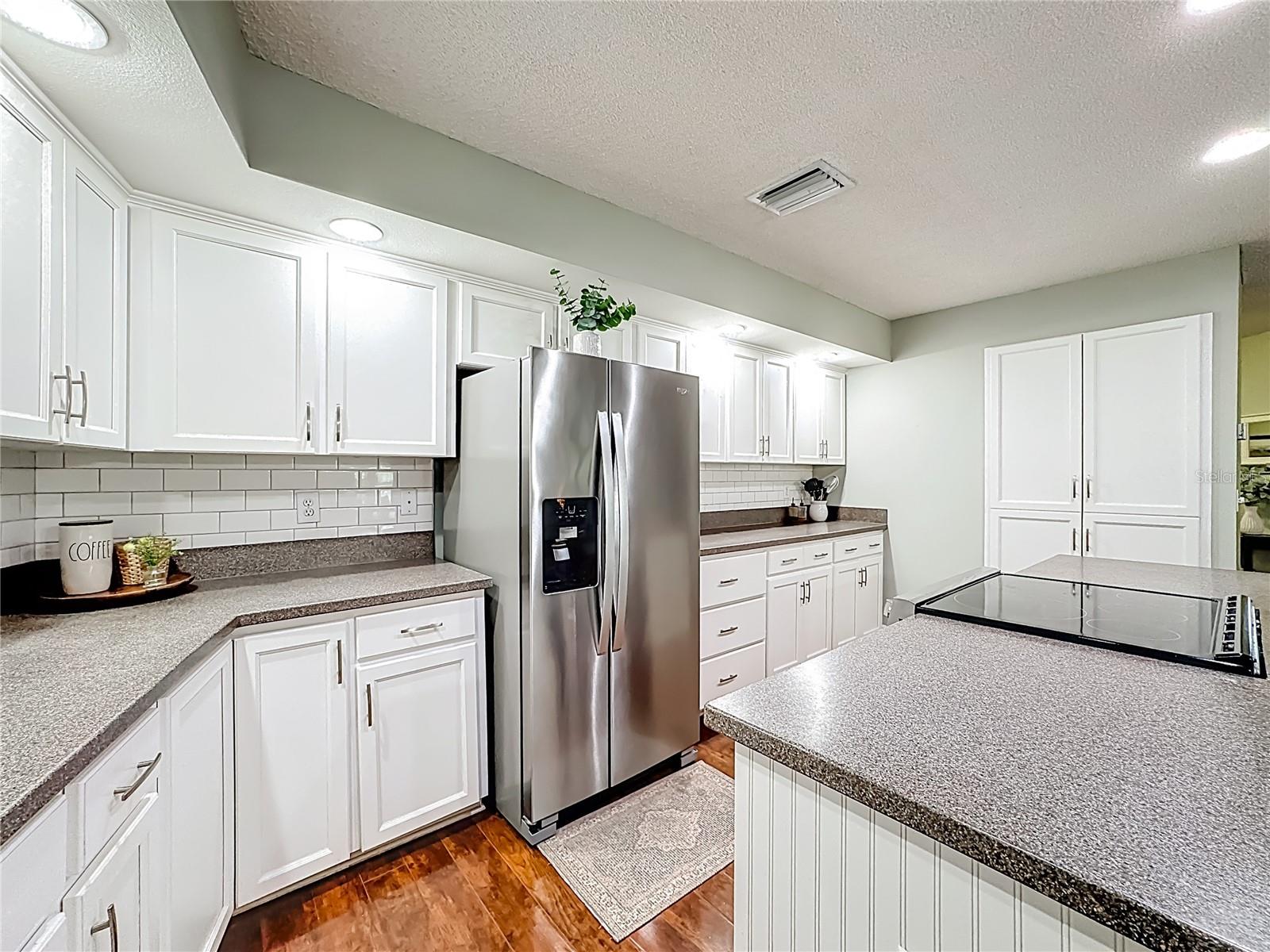 916 87TH ST NW, BRADENTON, FL, 34209