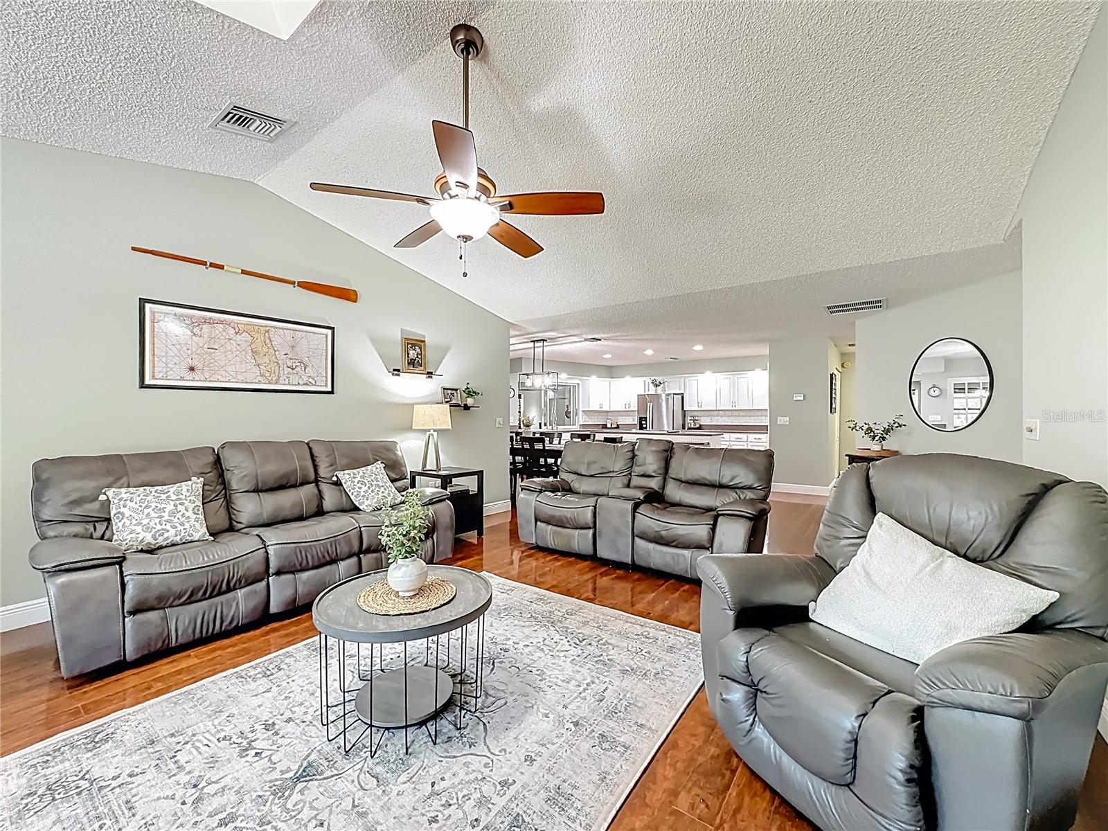 916 87TH ST NW, BRADENTON, FL, 34209