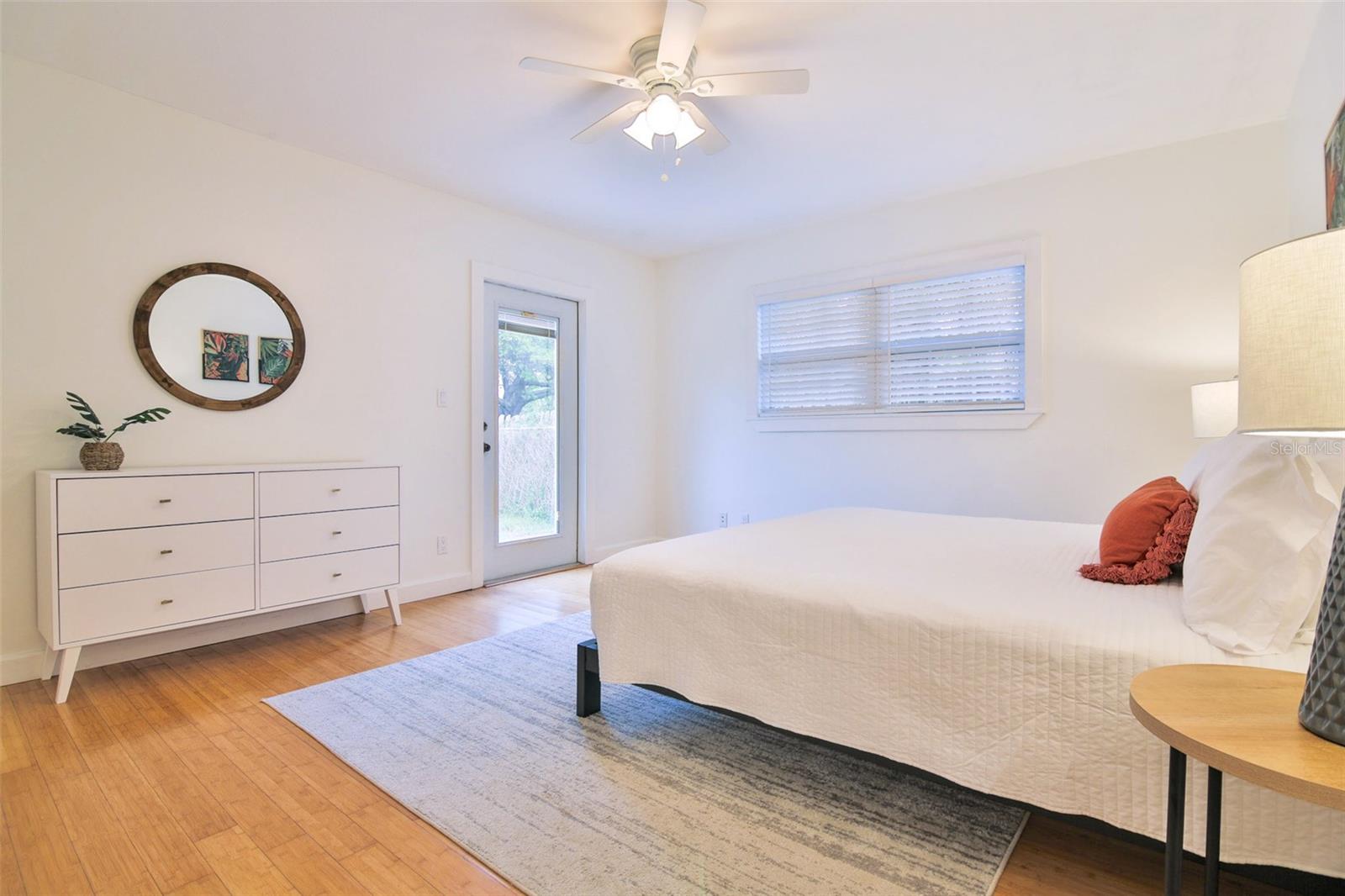 2181 HYDE PARK ST, SARASOTA, FL, 34239
