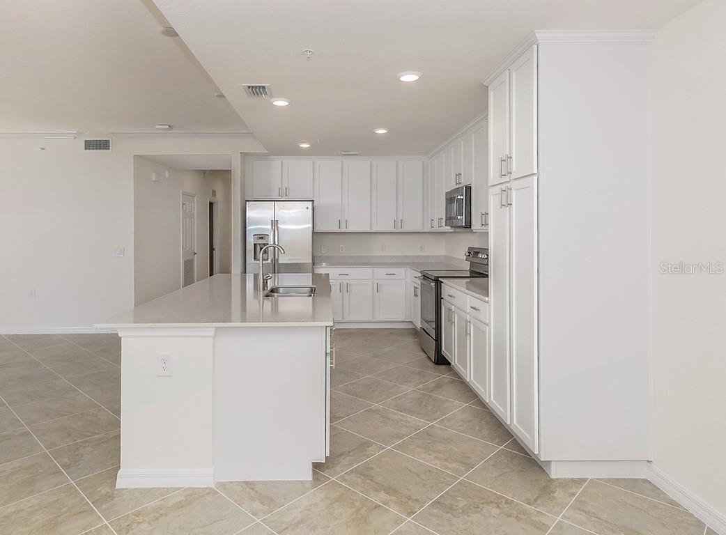 920 TIDEWATER SHORES LOOP #307, BRADENTON, FL, 34208