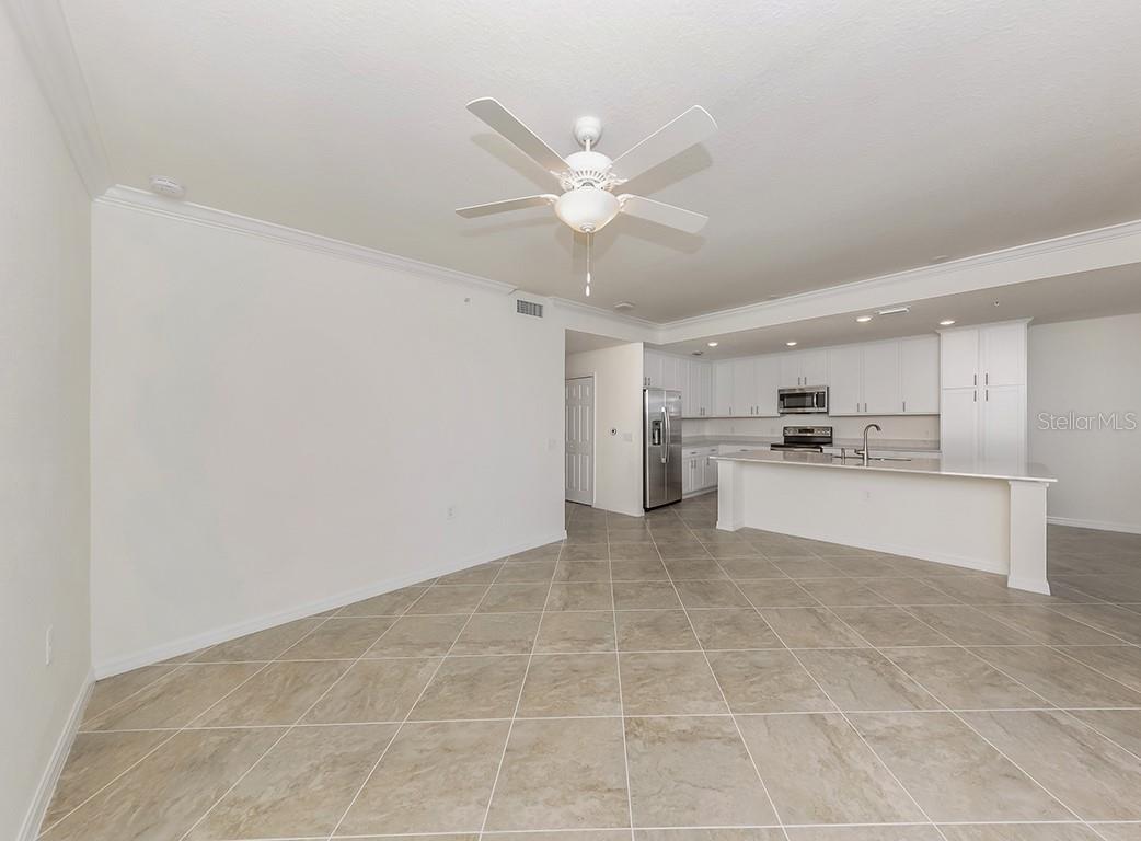 920 TIDEWATER SHORES LOOP #307, BRADENTON, FL, 34208