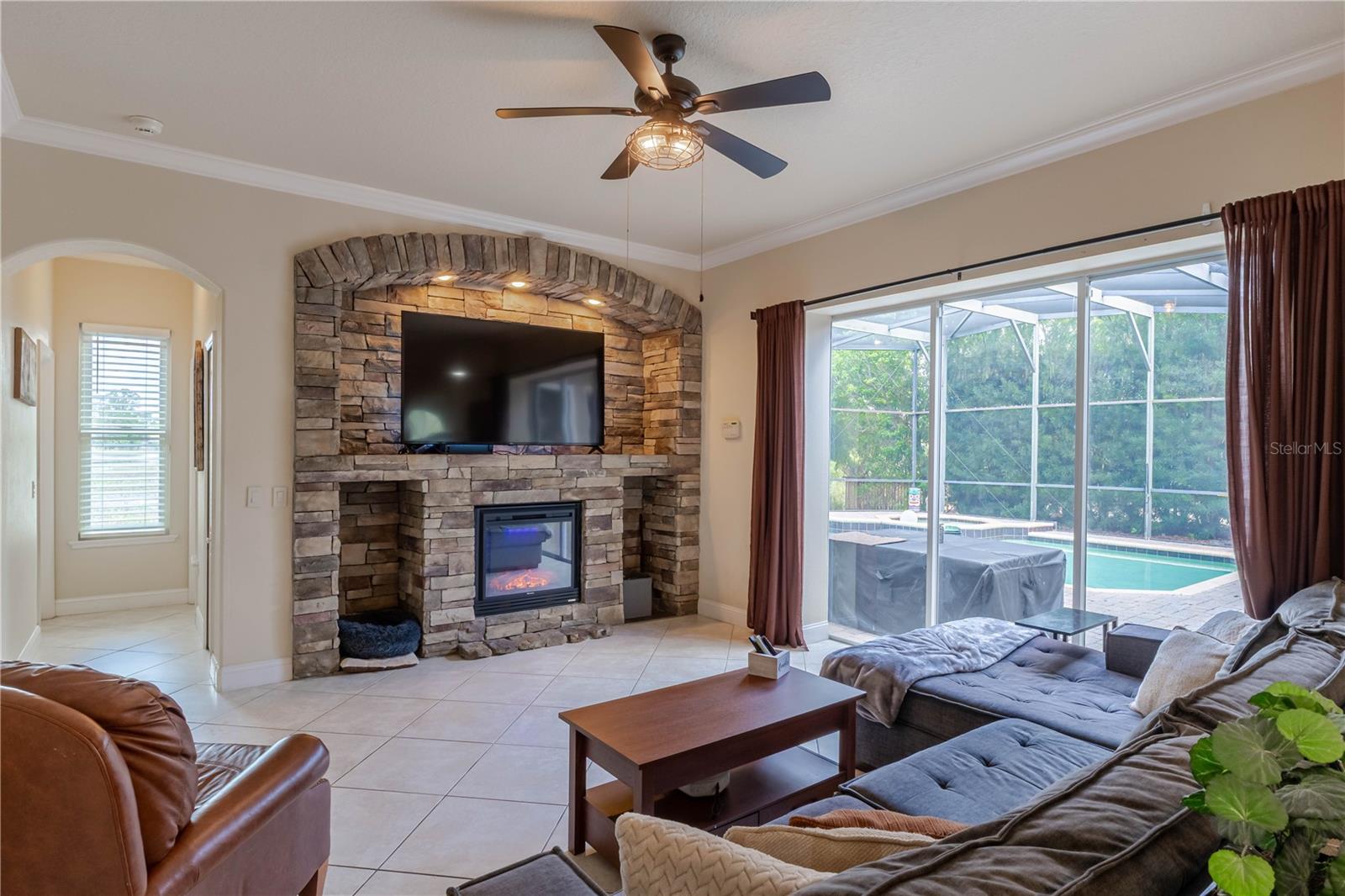 417 GRAND RESERVE DR, DAVENPORT, FL, 33837