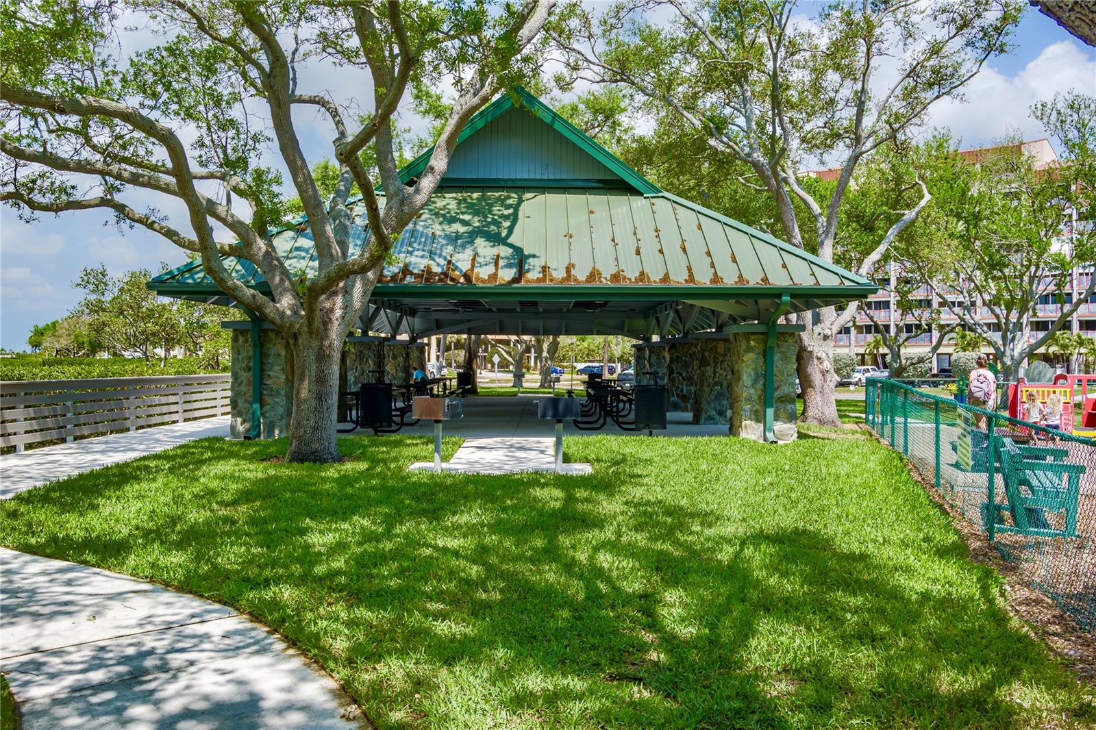 7001 PLACE DE LA PAIX #2A, SOUTH PASADENA, FL, 33707