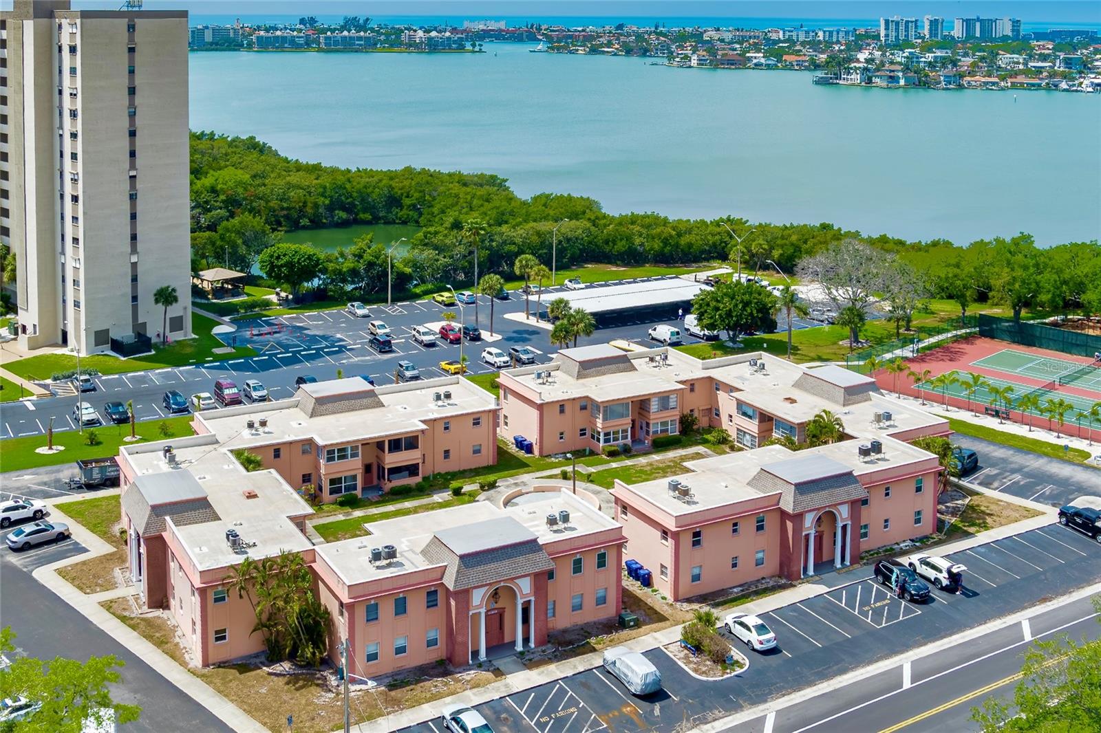 7001 PLACE DE LA PAIX #2A, SOUTH PASADENA, FL, 33707