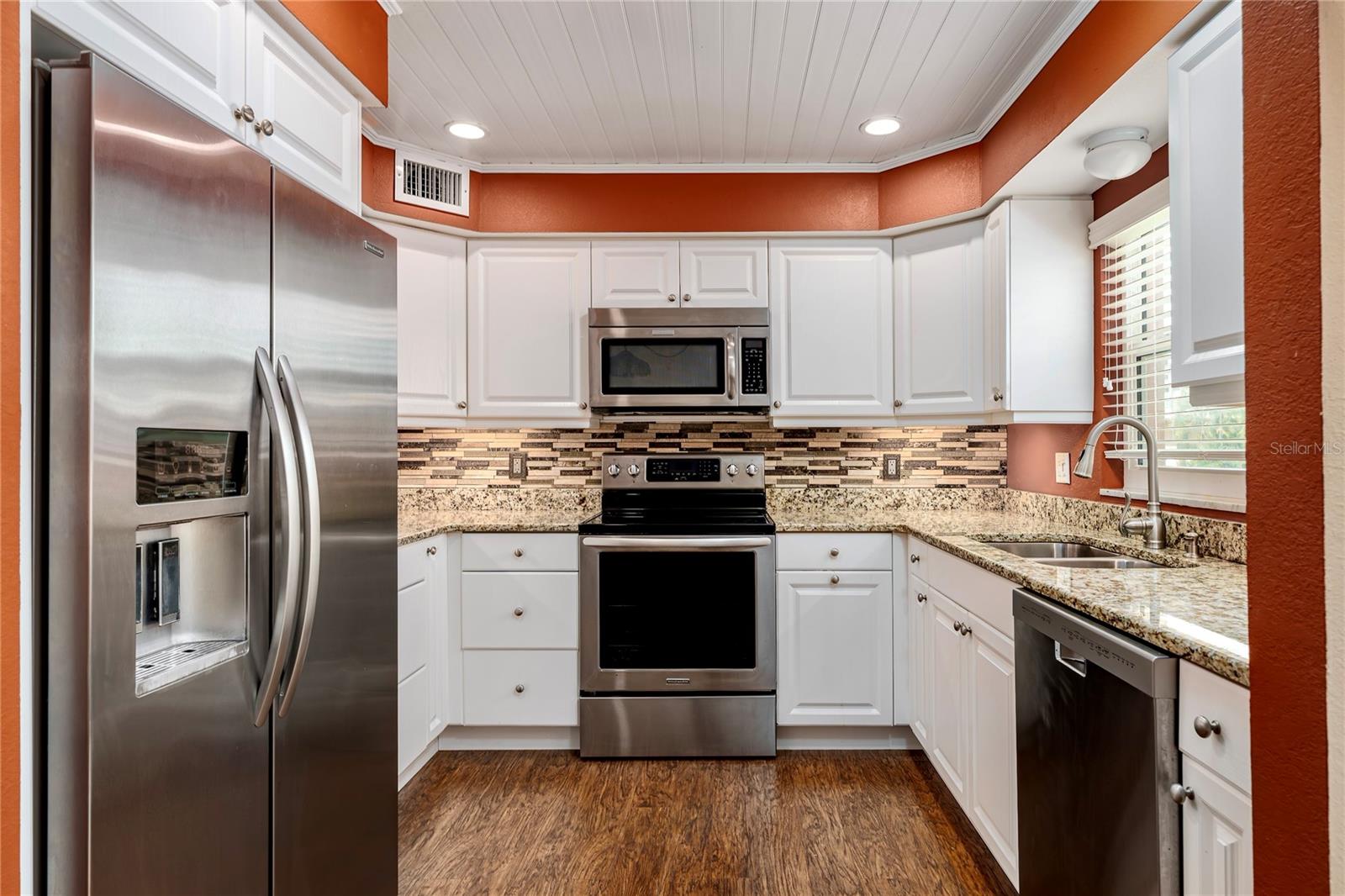 7001 PLACE DE LA PAIX #2A, SOUTH PASADENA, FL, 33707