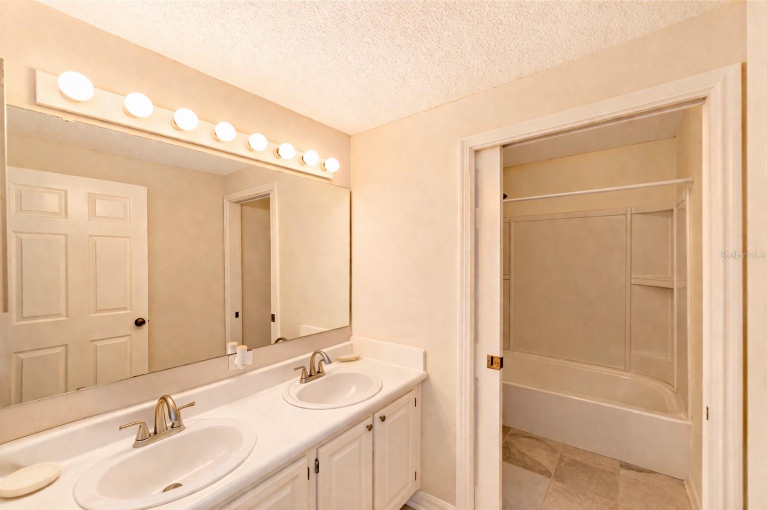 10000 SW 52ND AVE #95, GAINESVILLE, FL, 32608