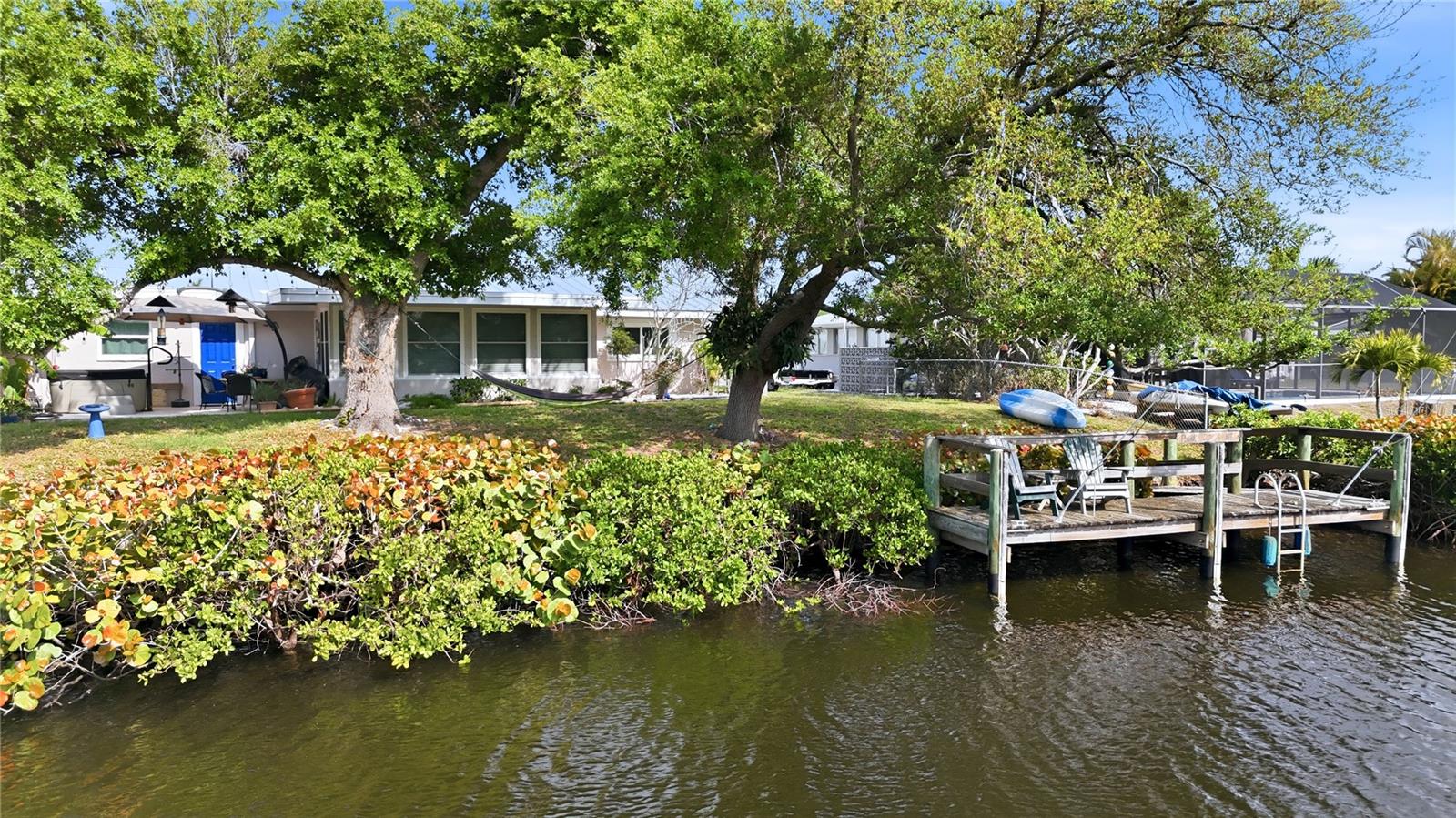 704 PORTIA ST N, NOKOMIS, FL, 34275