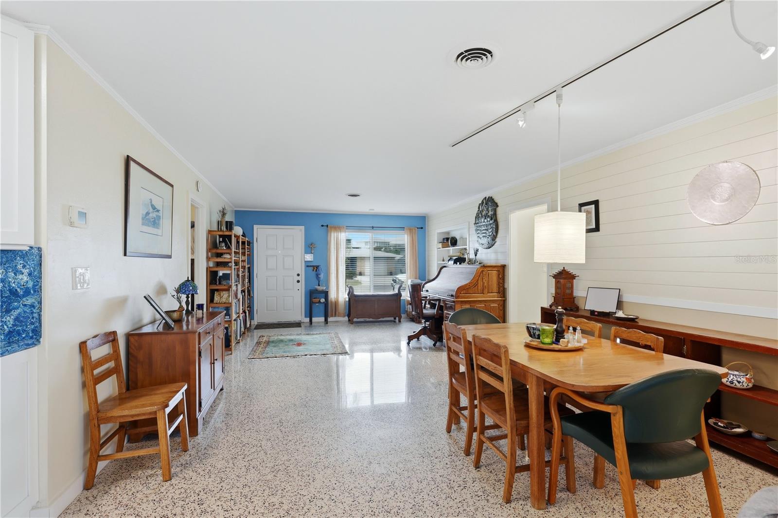 704 PORTIA ST N, NOKOMIS, FL, 34275