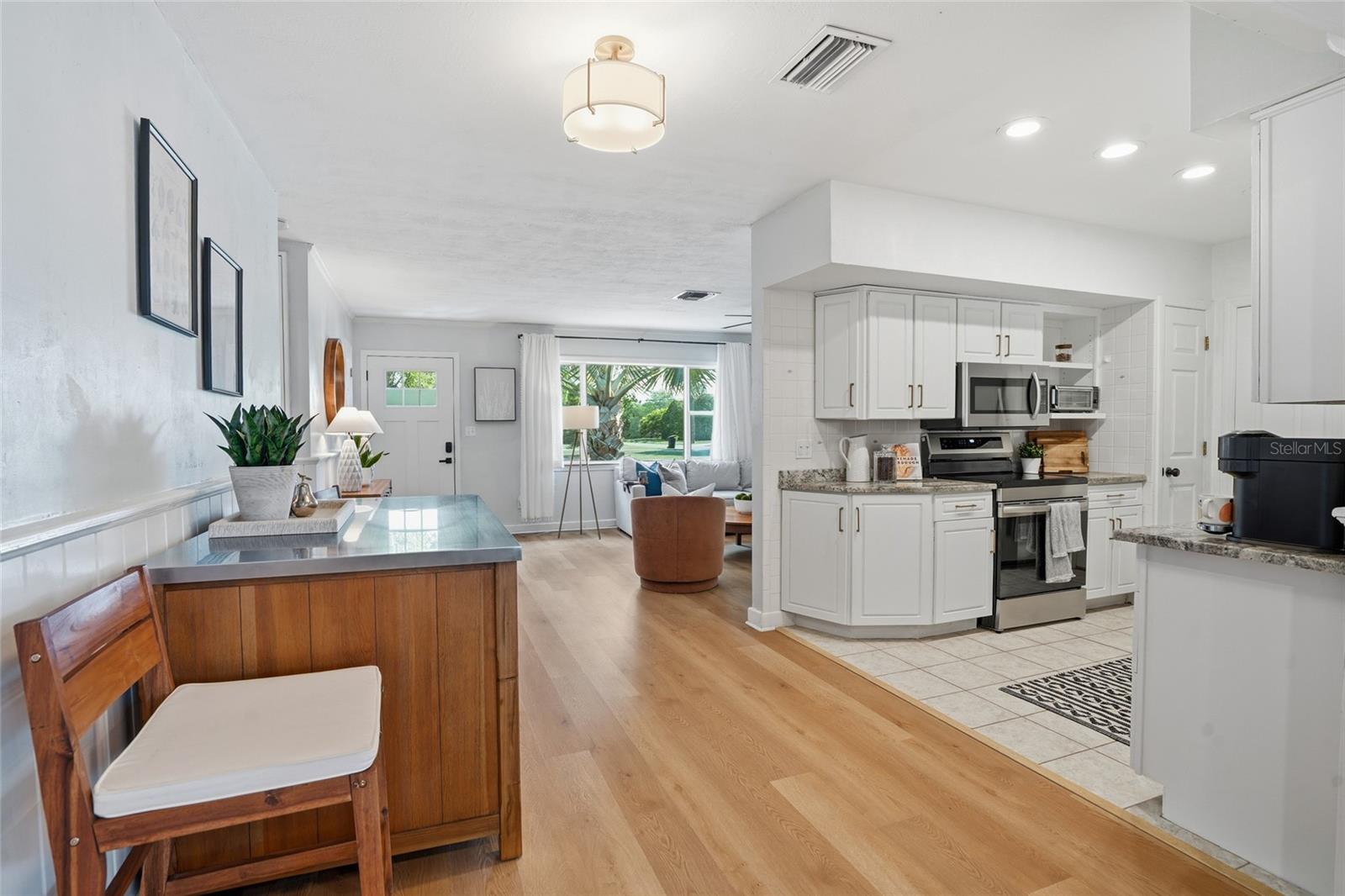 1349 78TH AVE N, ST PETERSBURG, FL, 33702