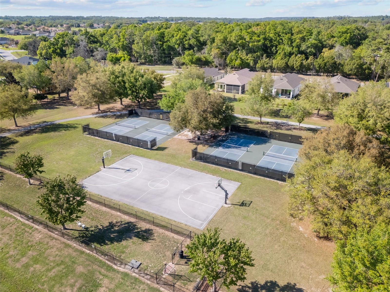13500 THOROUGHBRED DR, DADE CITY, FL, 33525