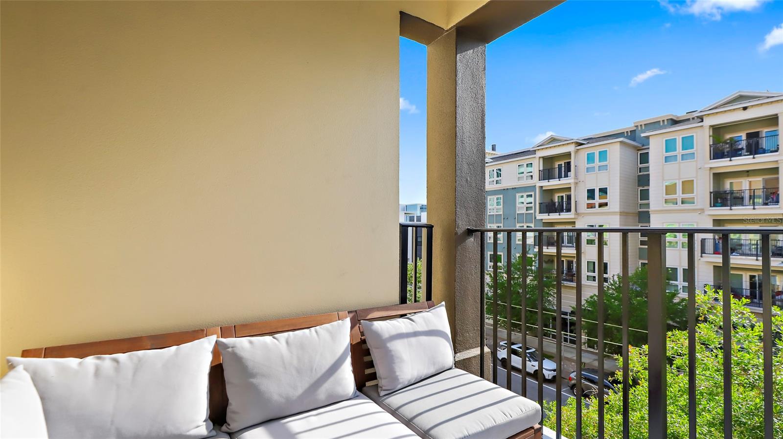 200 4TH AVE S #329, ST PETERSBURG, FL, 33701