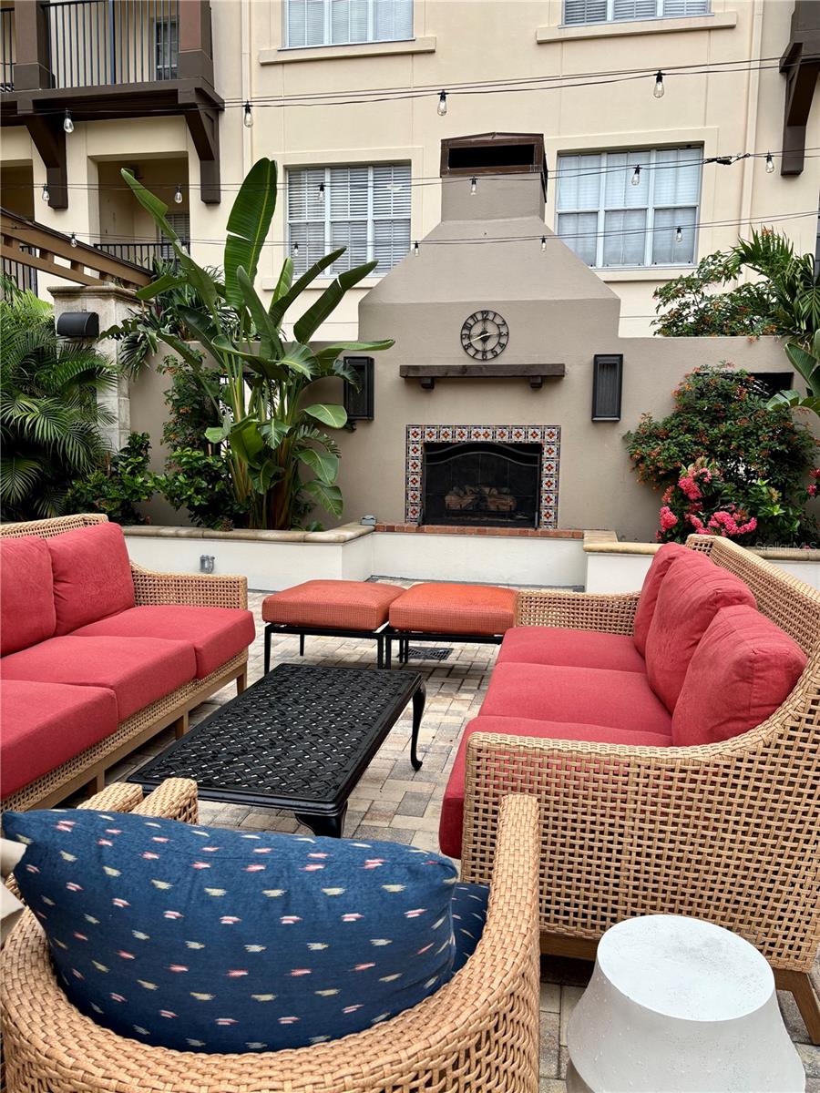 200 4TH AVE S #329, ST PETERSBURG, FL, 33701