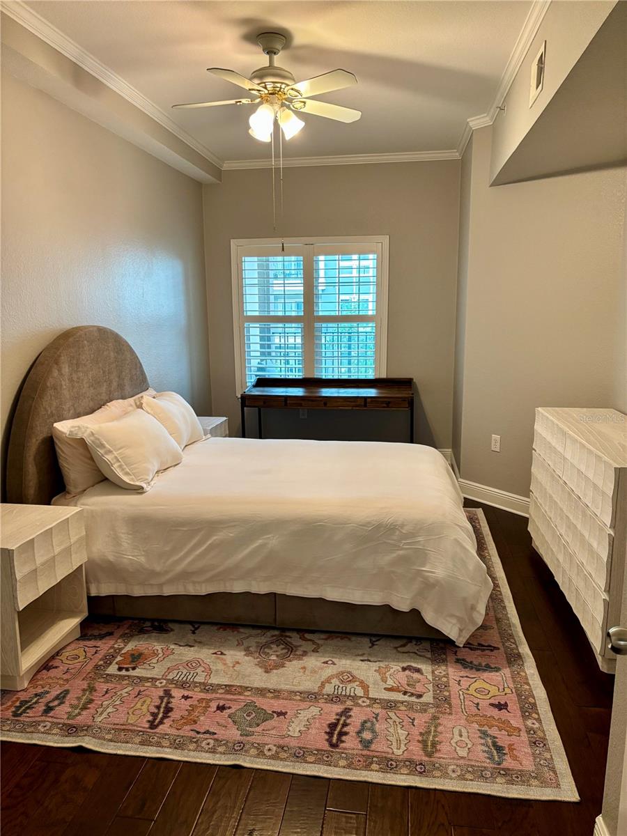 200 4TH AVE S #329, ST PETERSBURG, FL, 33701