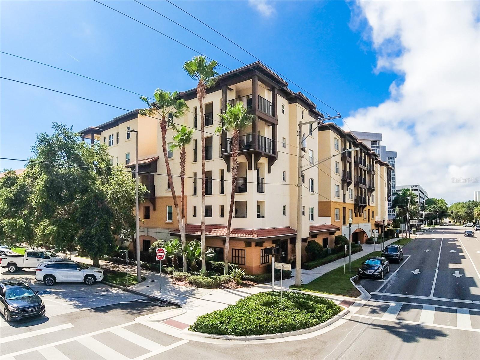 200 4TH AVE S #329, ST PETERSBURG, FL, 33701