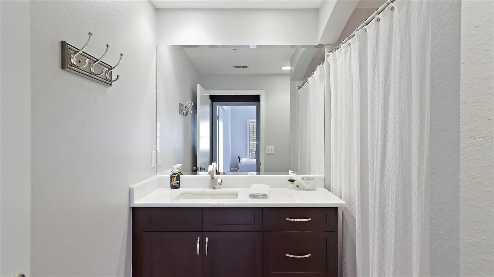 200 4TH AVE S #329, ST PETERSBURG, FL, 33701