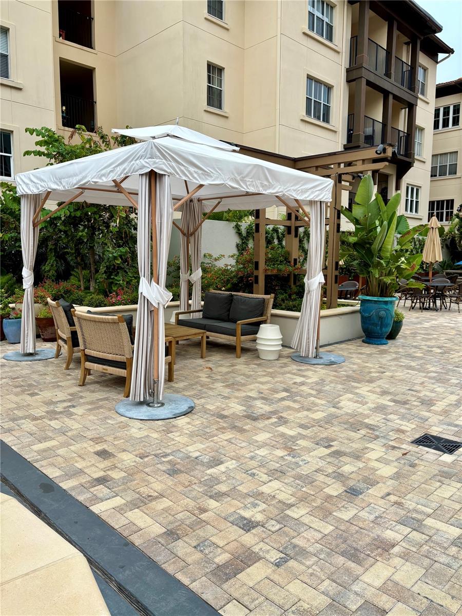 200 4TH AVE S #329, ST PETERSBURG, FL, 33701