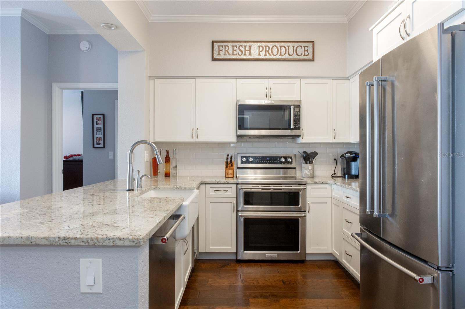 200 4TH AVE S #329, ST PETERSBURG, FL, 33701
