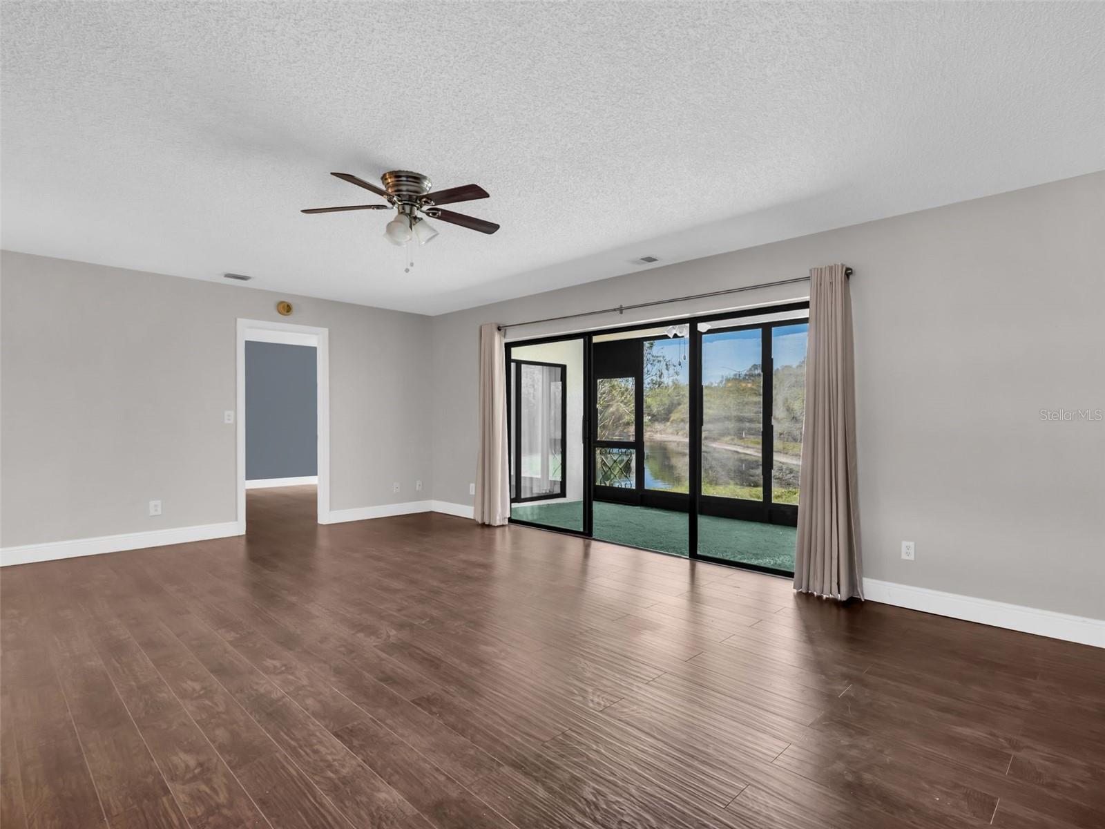 1801 E LAKE RD #20C, PALM HARBOR, FL, 34685