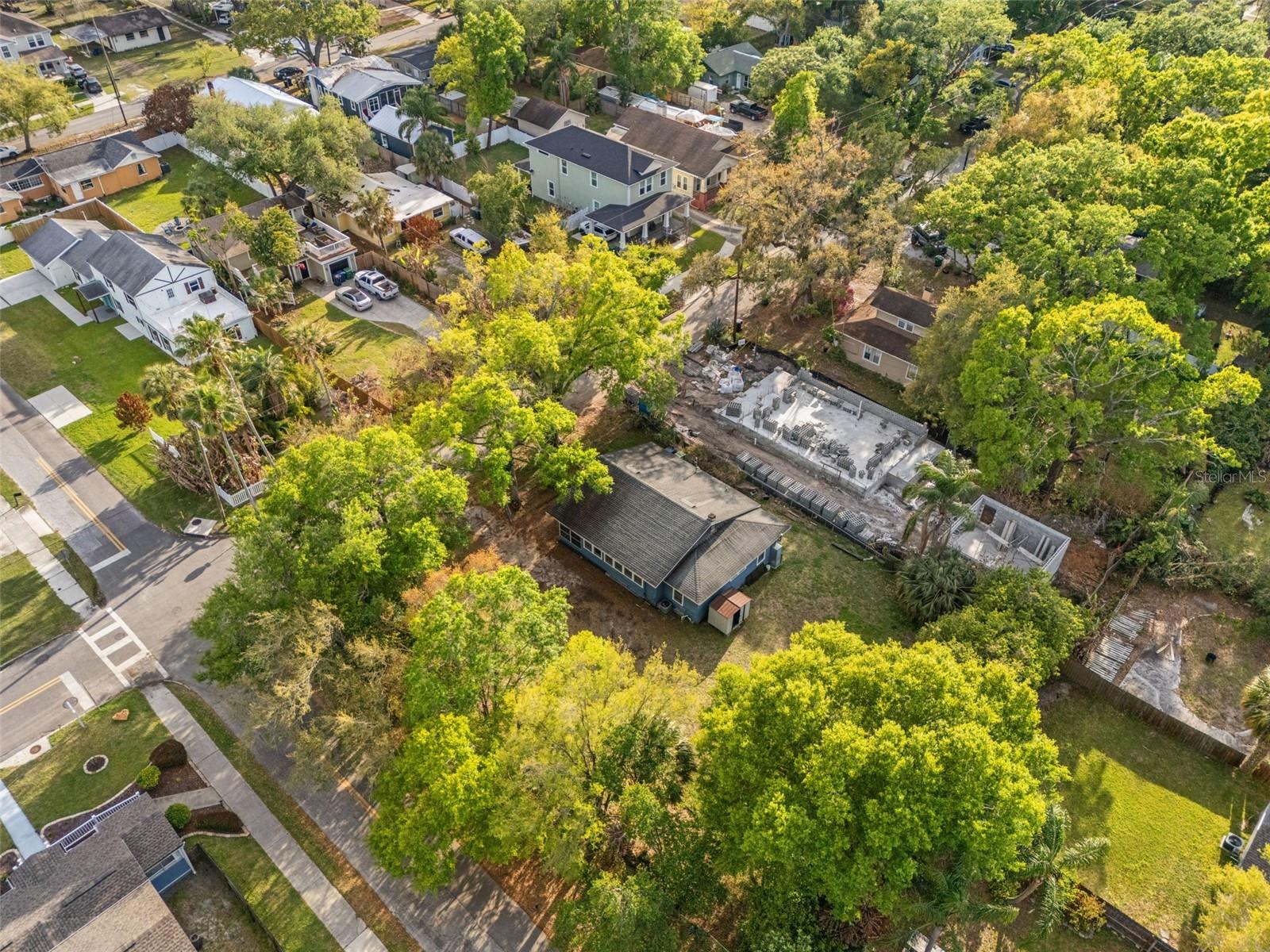 303 W JEAN ST, TAMPA, FL, 33604