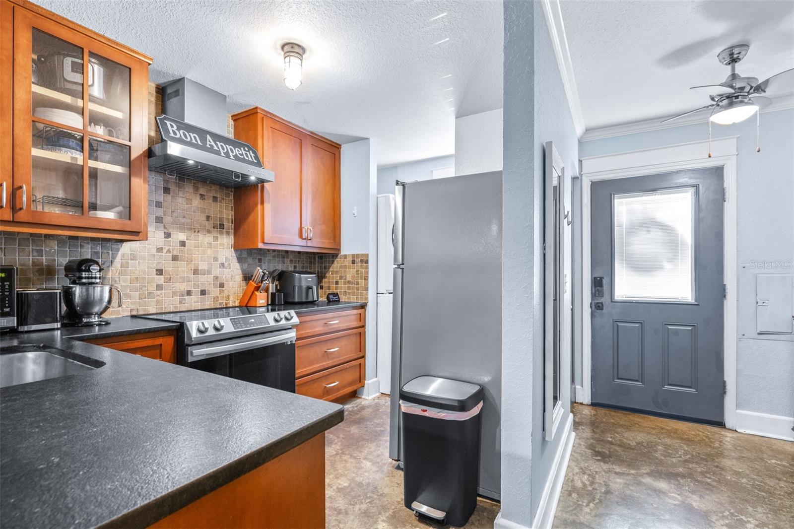 5720 DALDEN DR #5720, TEMPLE TERRACE, FL, 33617