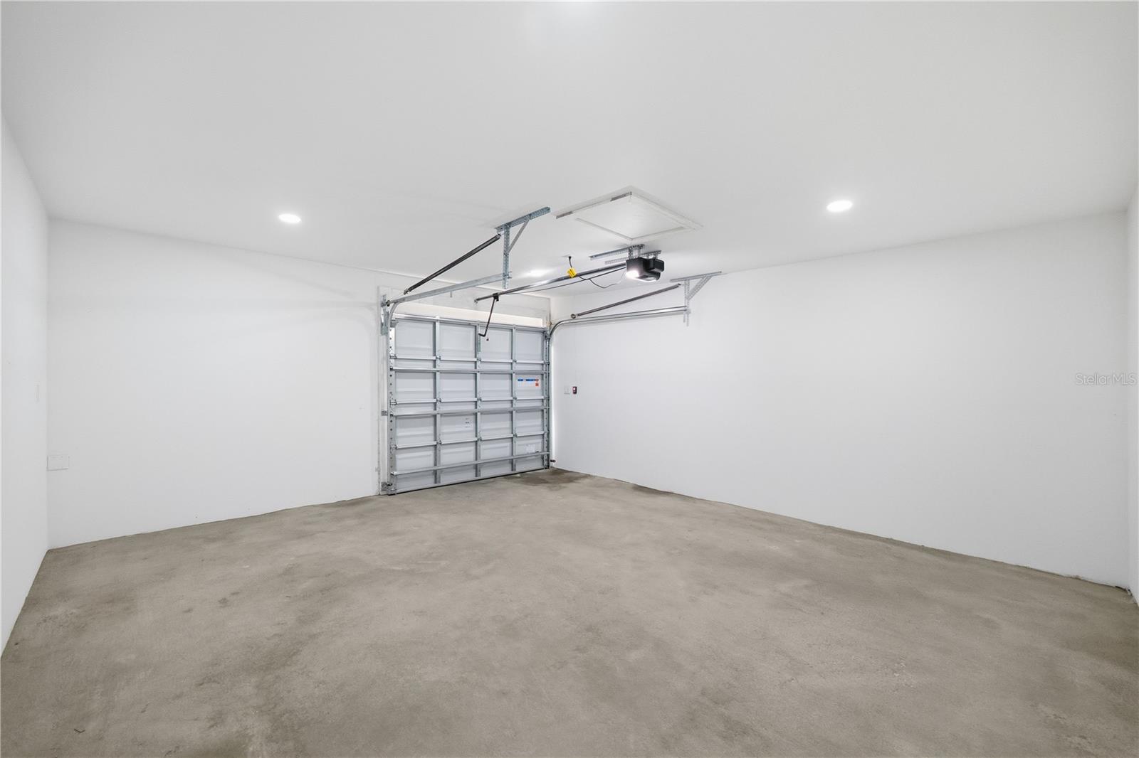 106 W LAMBRIGHT ST, TAMPA, FL, 33604